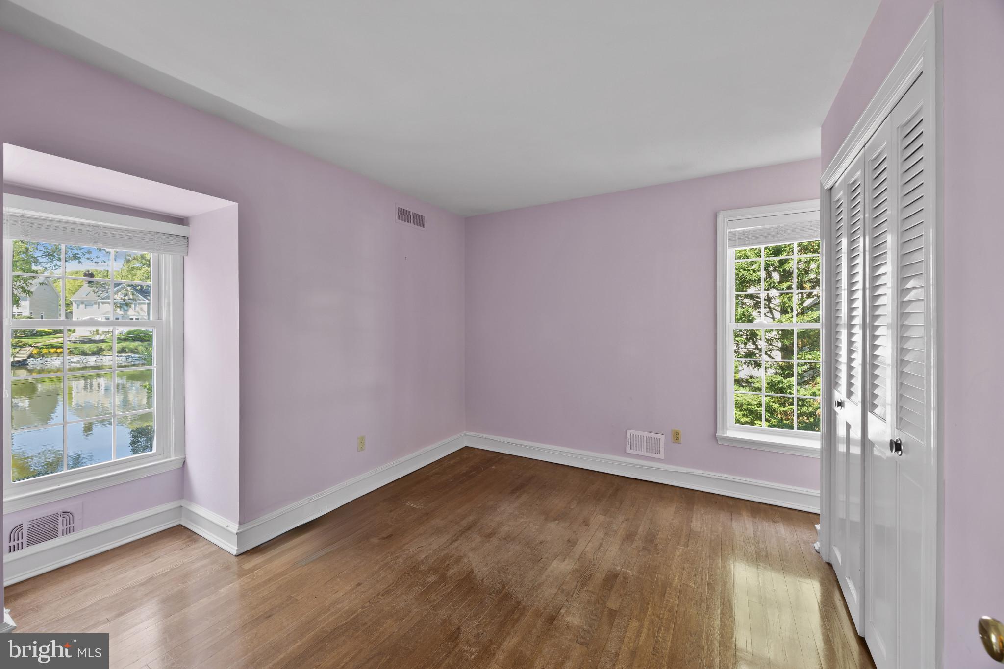 454 FAIROAK DRIVE