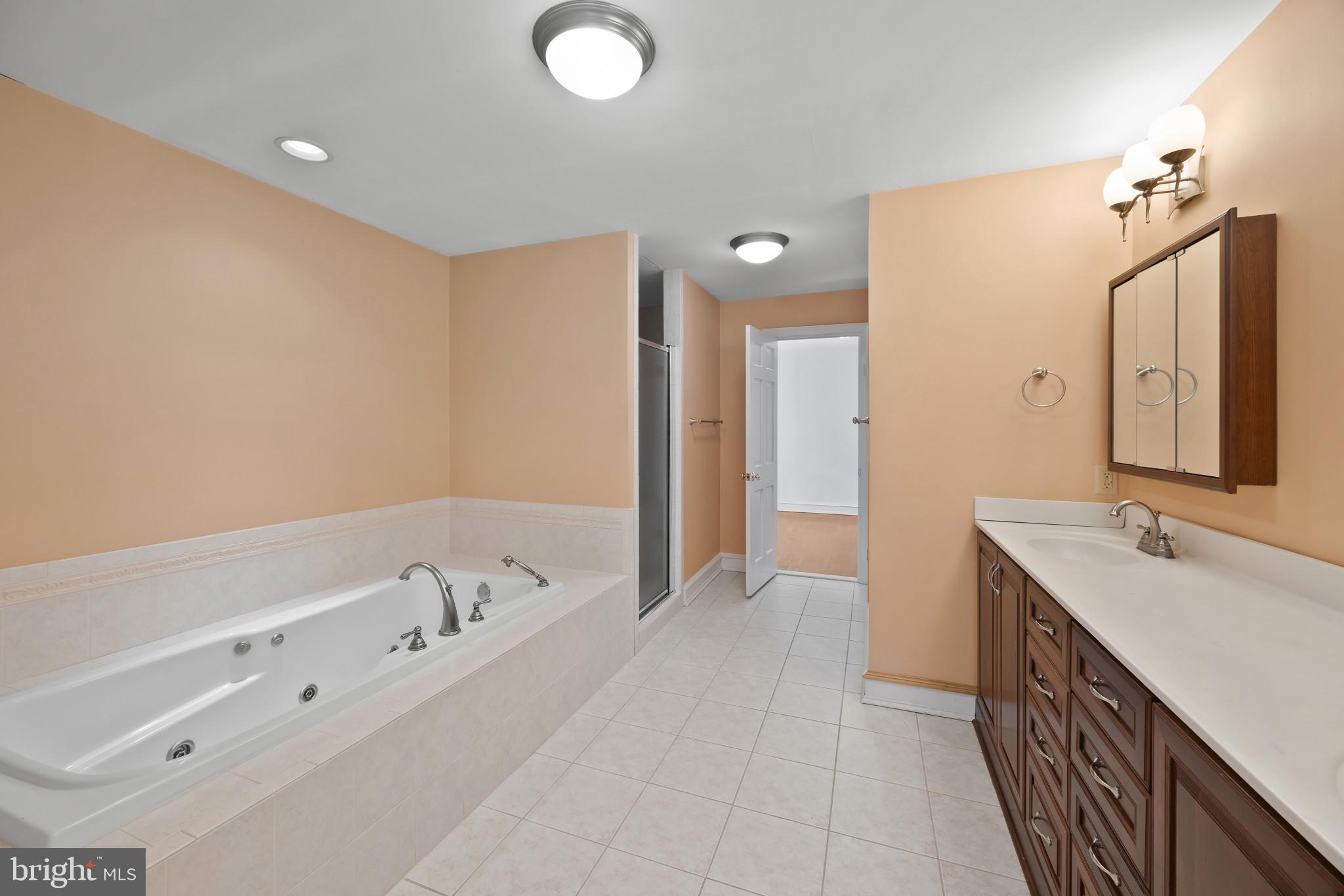 MAGOTHY RIVER WATERFRONT | 454 FAIROAK DRIVE