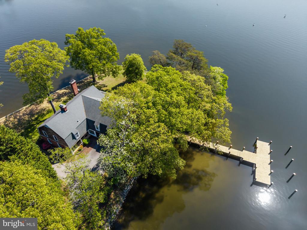 MAGOTHY RIVER WATERFRONT | 454 FAIROAK DRIVE
