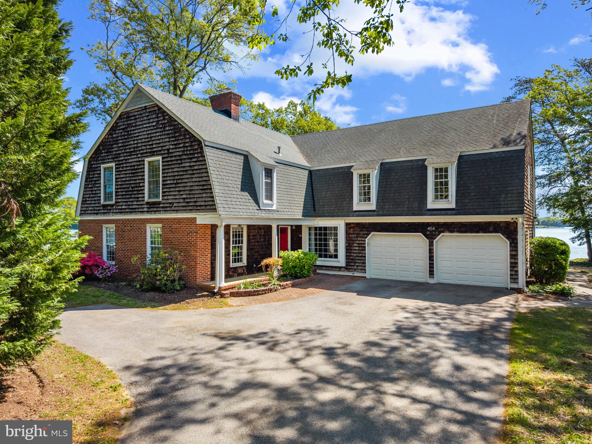 454 FAIROAK DRIVE