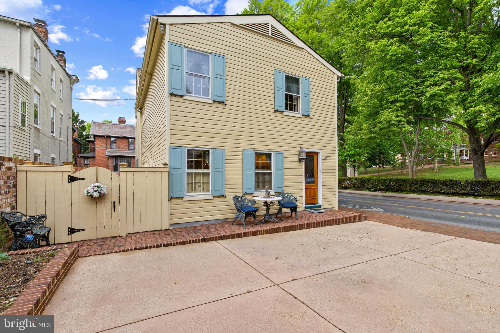 250 PRINCE GEORGE STREET | HISTORIC ANNAPOLIS HOME