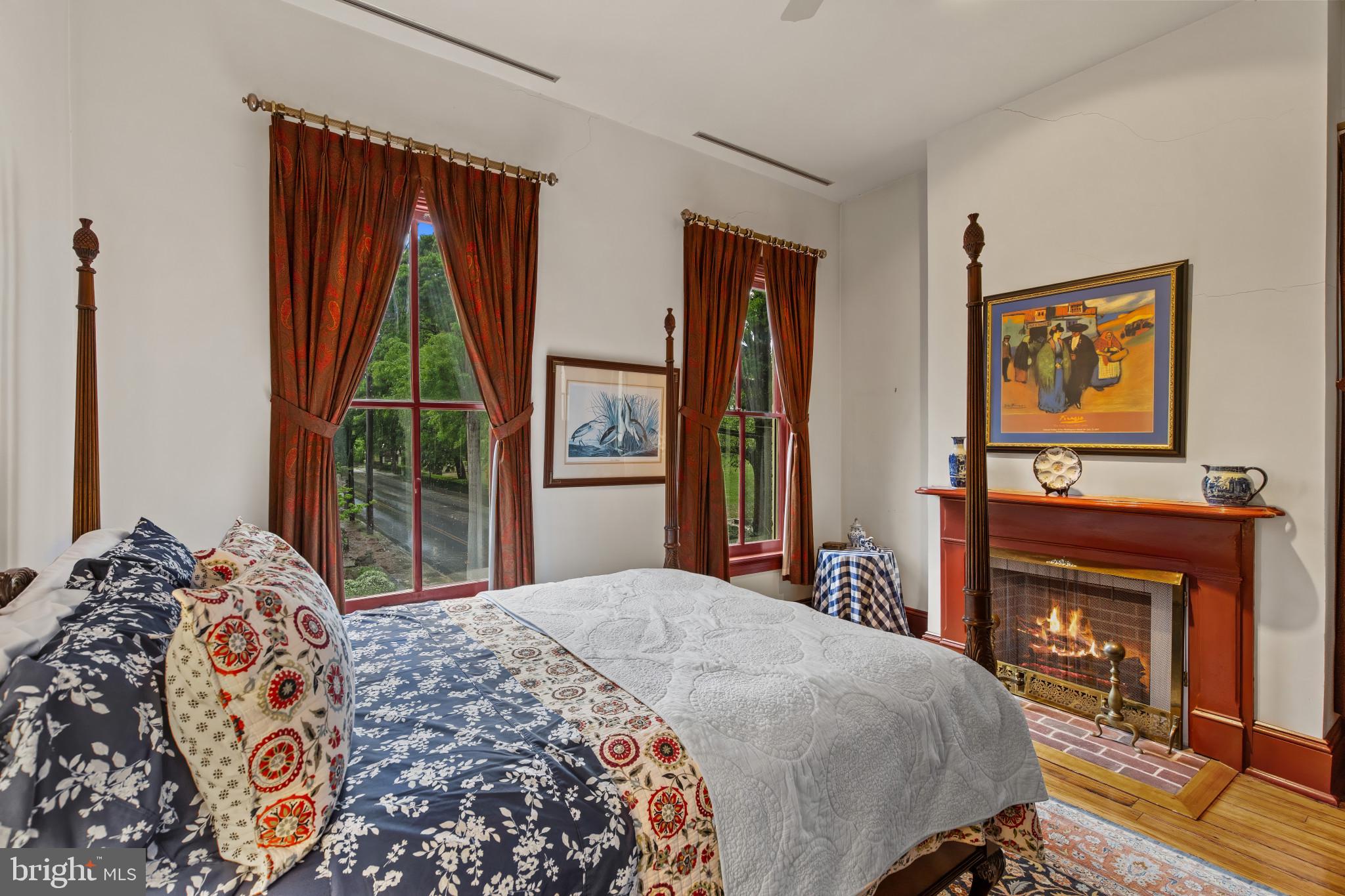 250 PRINCE GEORGE STREET | HISTORIC ANNAPOLIS HOME