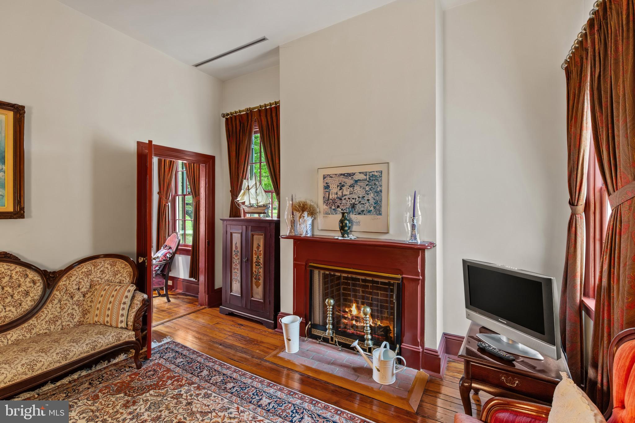 250 PRINCE GEORGE STREET | HISTORIC ANNAPOLIS HOME