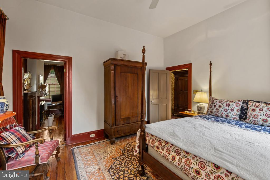 250 PRINCE GEORGE STREET | HISTORIC ANNAPOLIS HOME