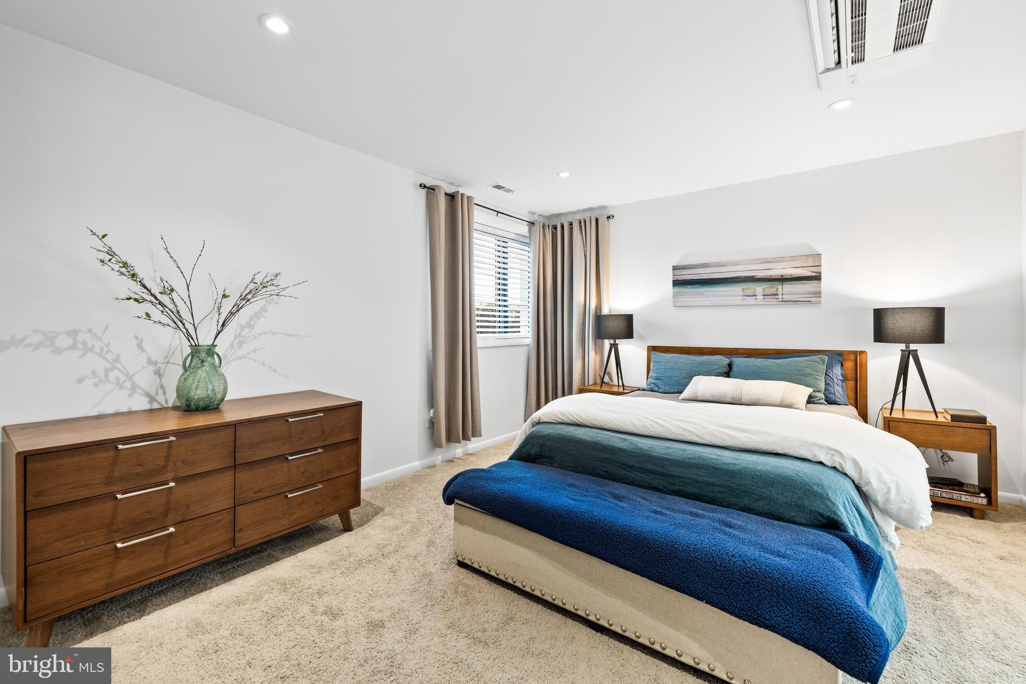 BAY RIDGE WATER VIEWS | 113 BAY DRIVE