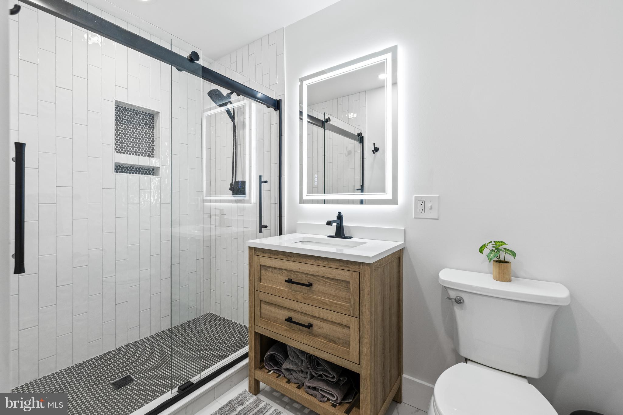 BAY RIDGE WATER VIEWS | 113 BAY DRIVE