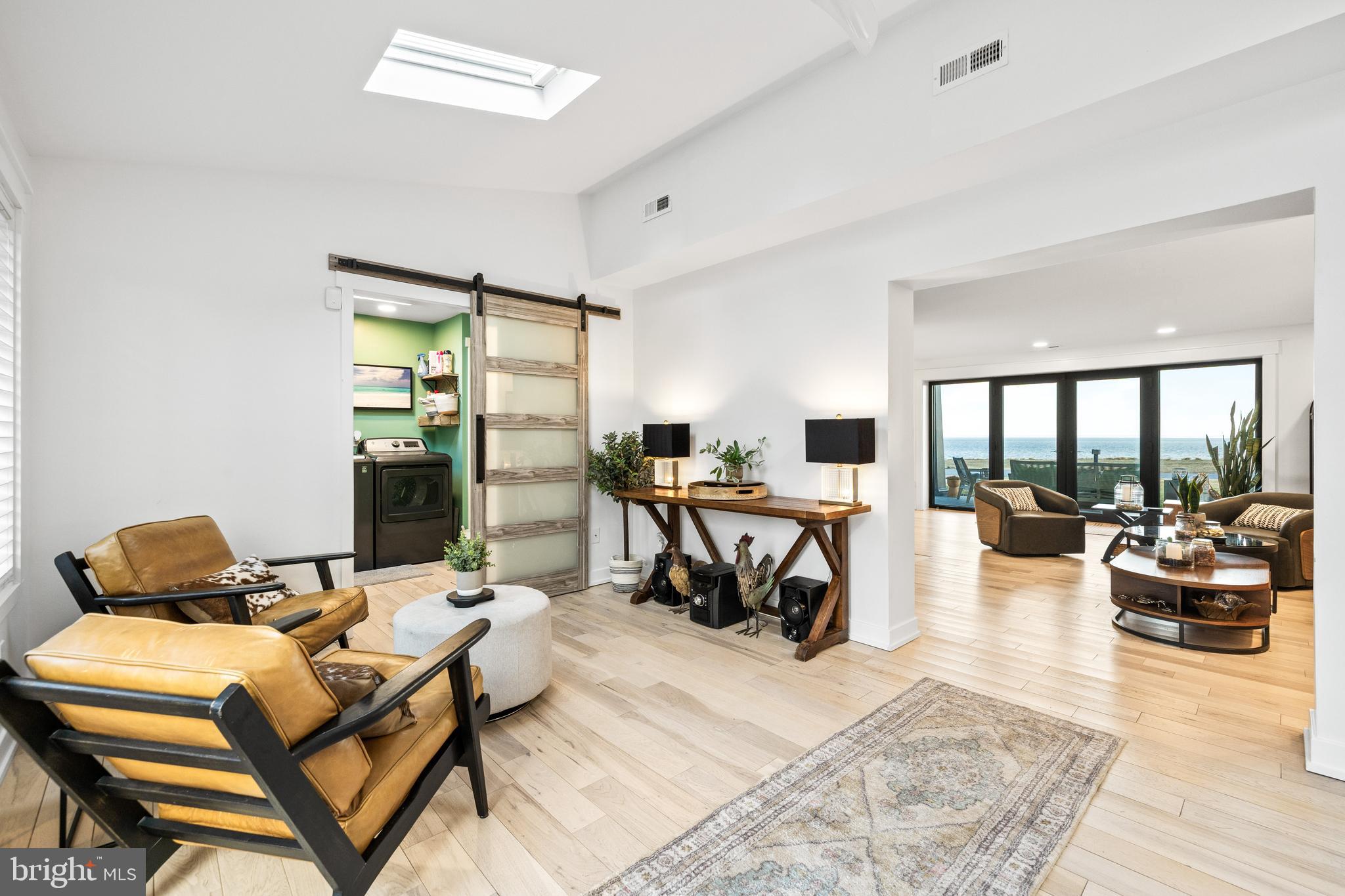 BAY RIDGE WATER VIEWS | 113 BAY DRIVE