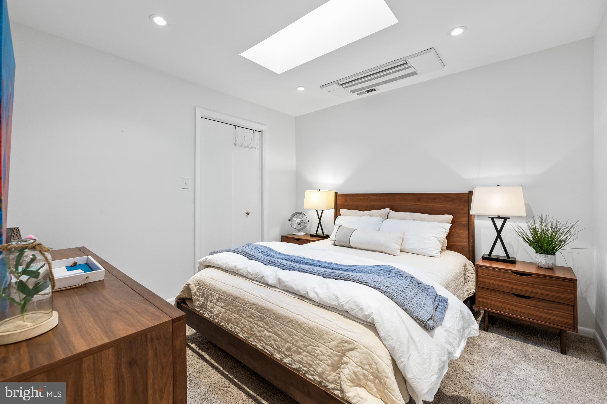 BAY RIDGE WATER VIEWS | 113 BAY DRIVE