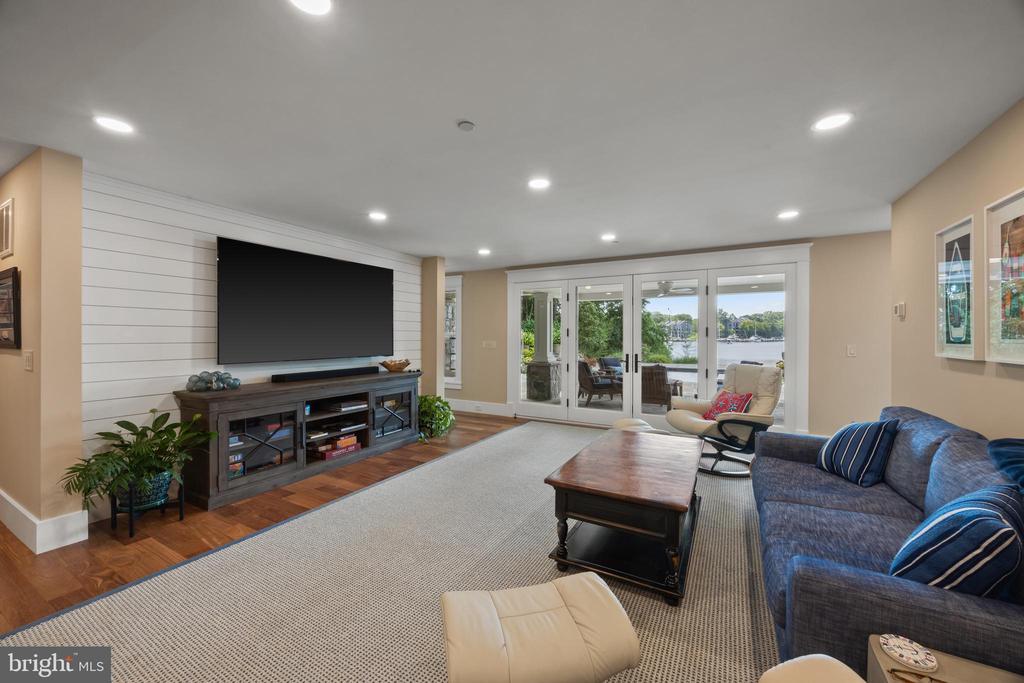MURRAY HILL WATERFRONT | 5 FRANKLIN STREET