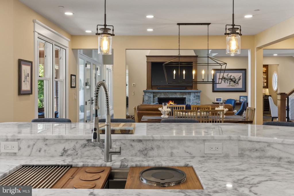 MURRAY HILL WATERFRONT | 5 FRANKLIN STREET