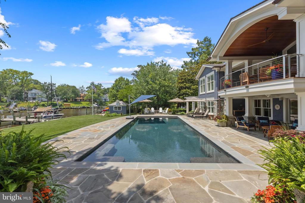 MURRAY HILL WATERFRONT | 5 FRANKLIN STREET