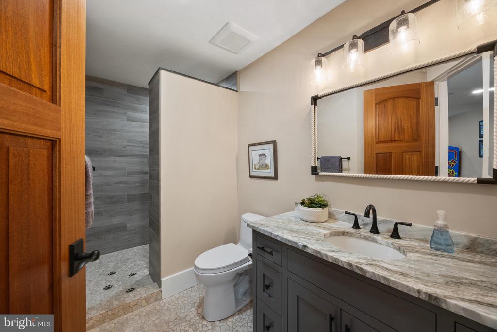 MURRAY HILL WATERFRONT | 5 FRANKLIN STREET