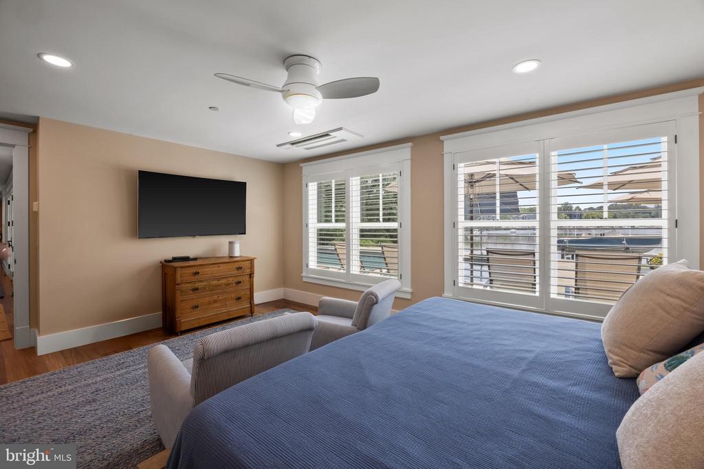 MURRAY HILL WATERFRONT | 5 FRANKLIN STREET