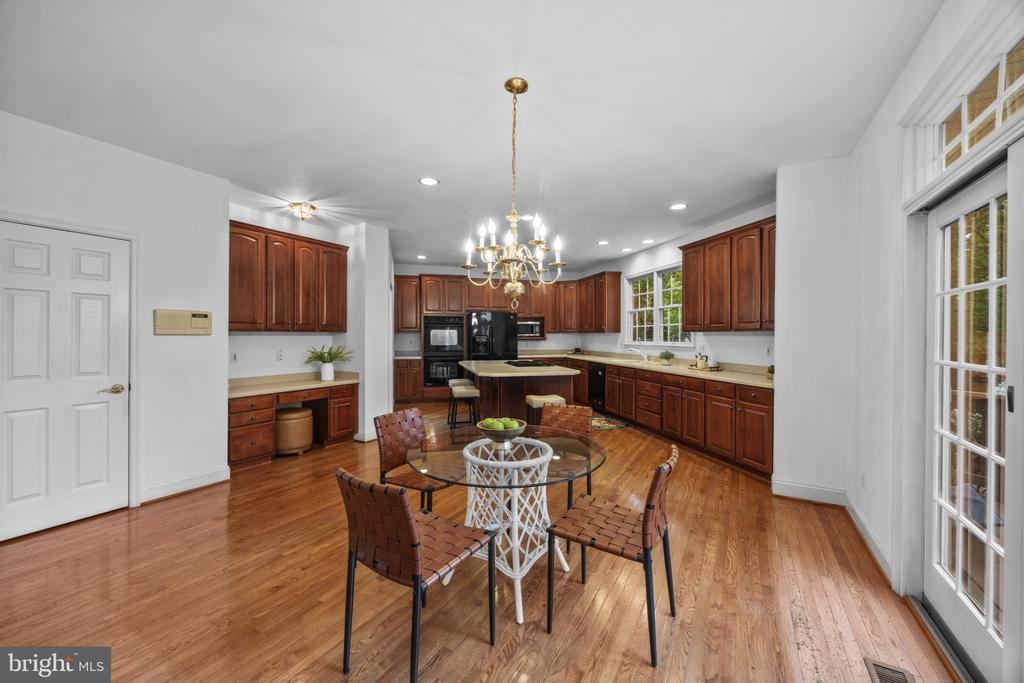 1604 TRAWLER LANE