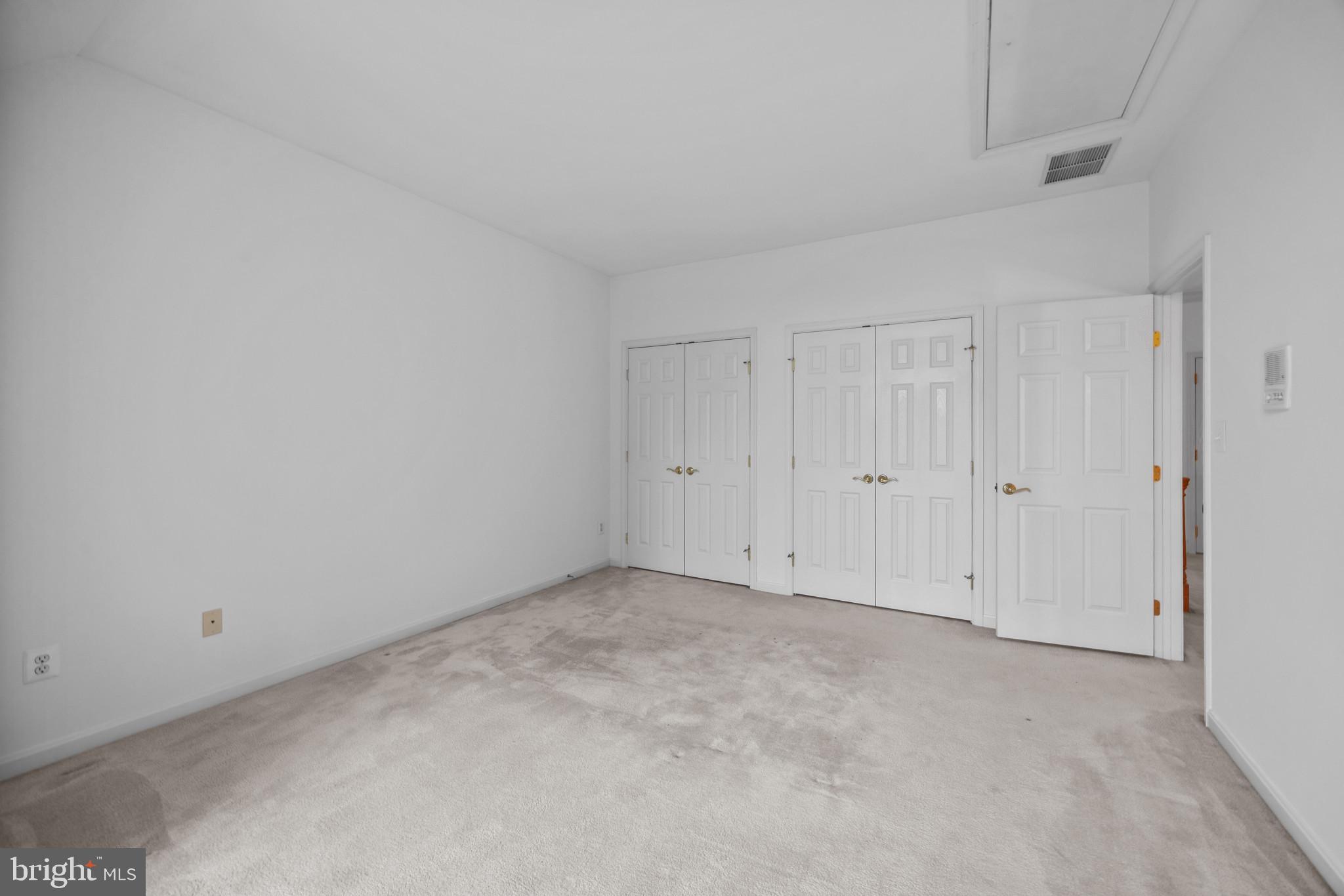 1604 TRAWLER LANE