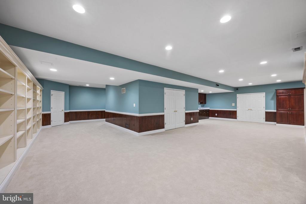 1604 TRAWLER LANE