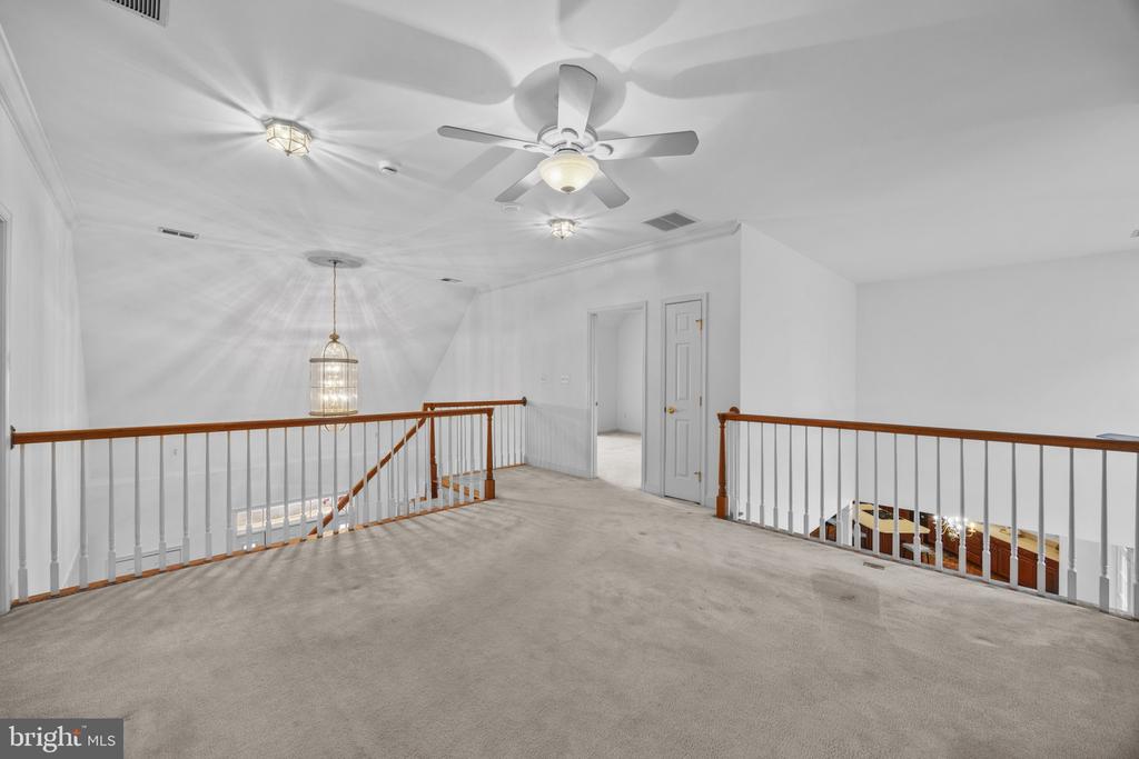 1604 TRAWLER LANE