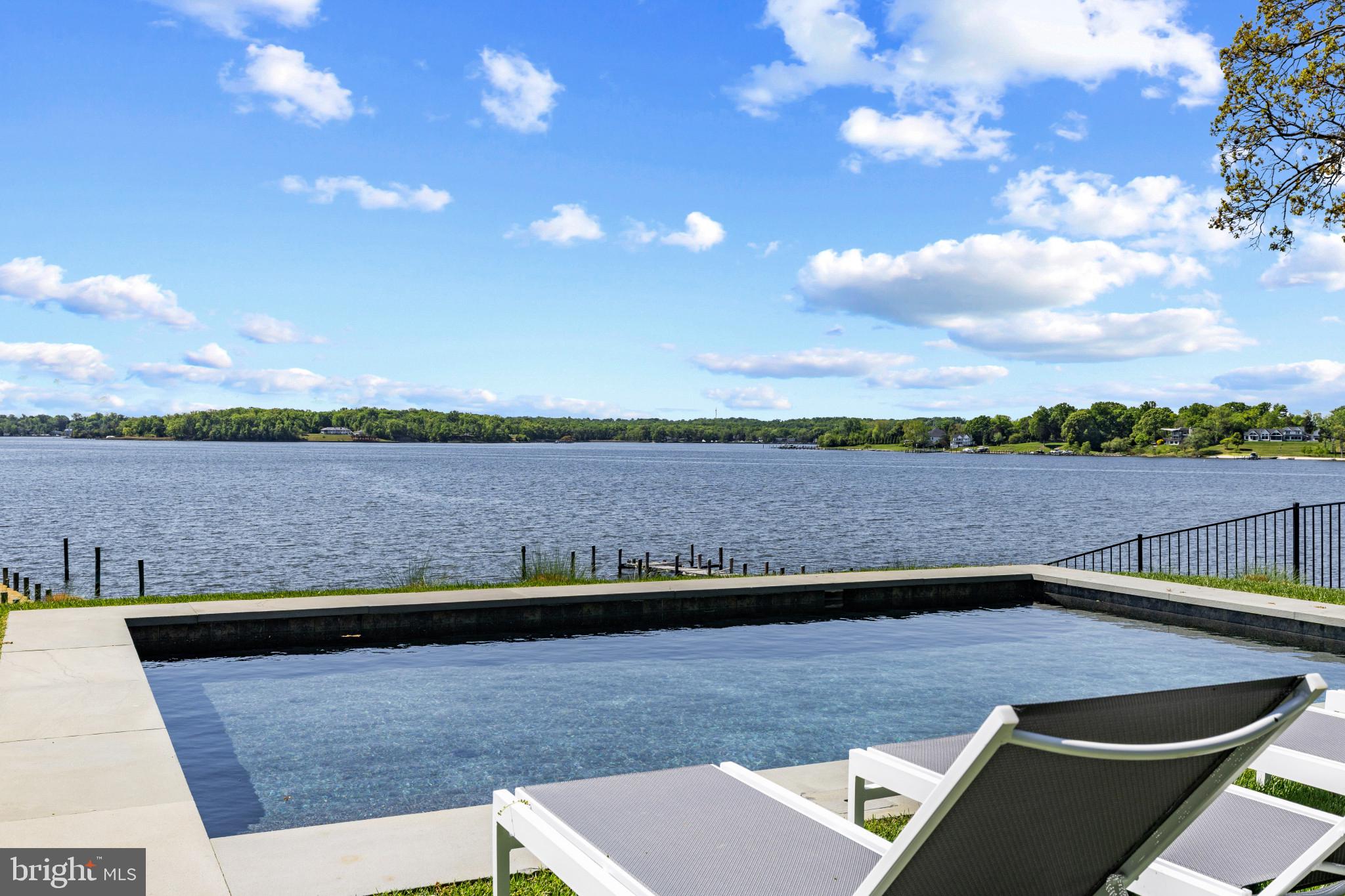 SOUTH RIVER WATERFRONT | 411 FERRY POINT ROAD