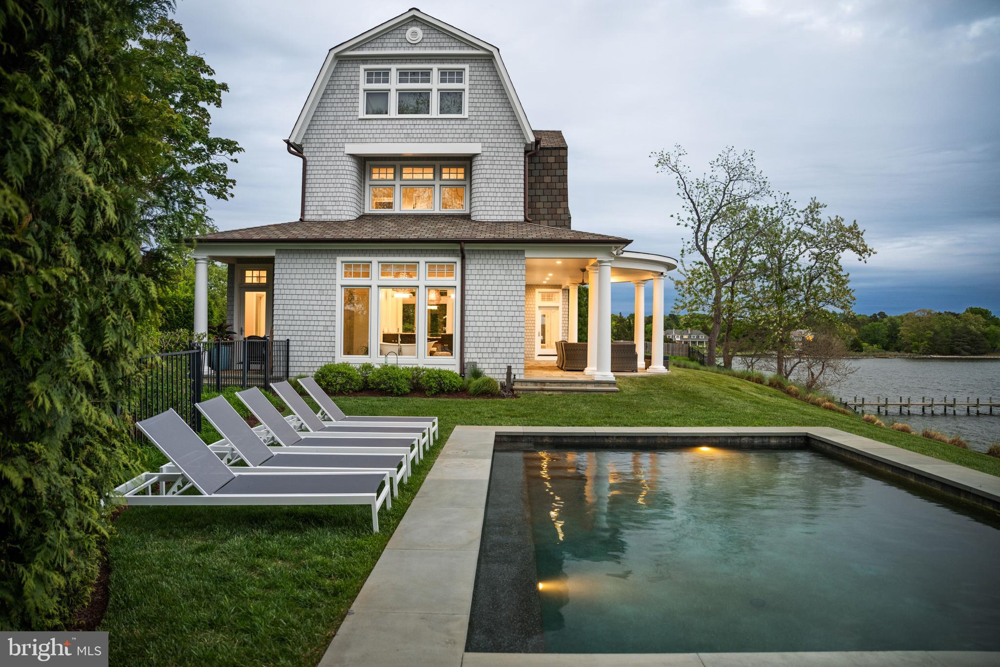 SOUTH RIVER WATERFRONT | 411 FERRY POINT ROAD
