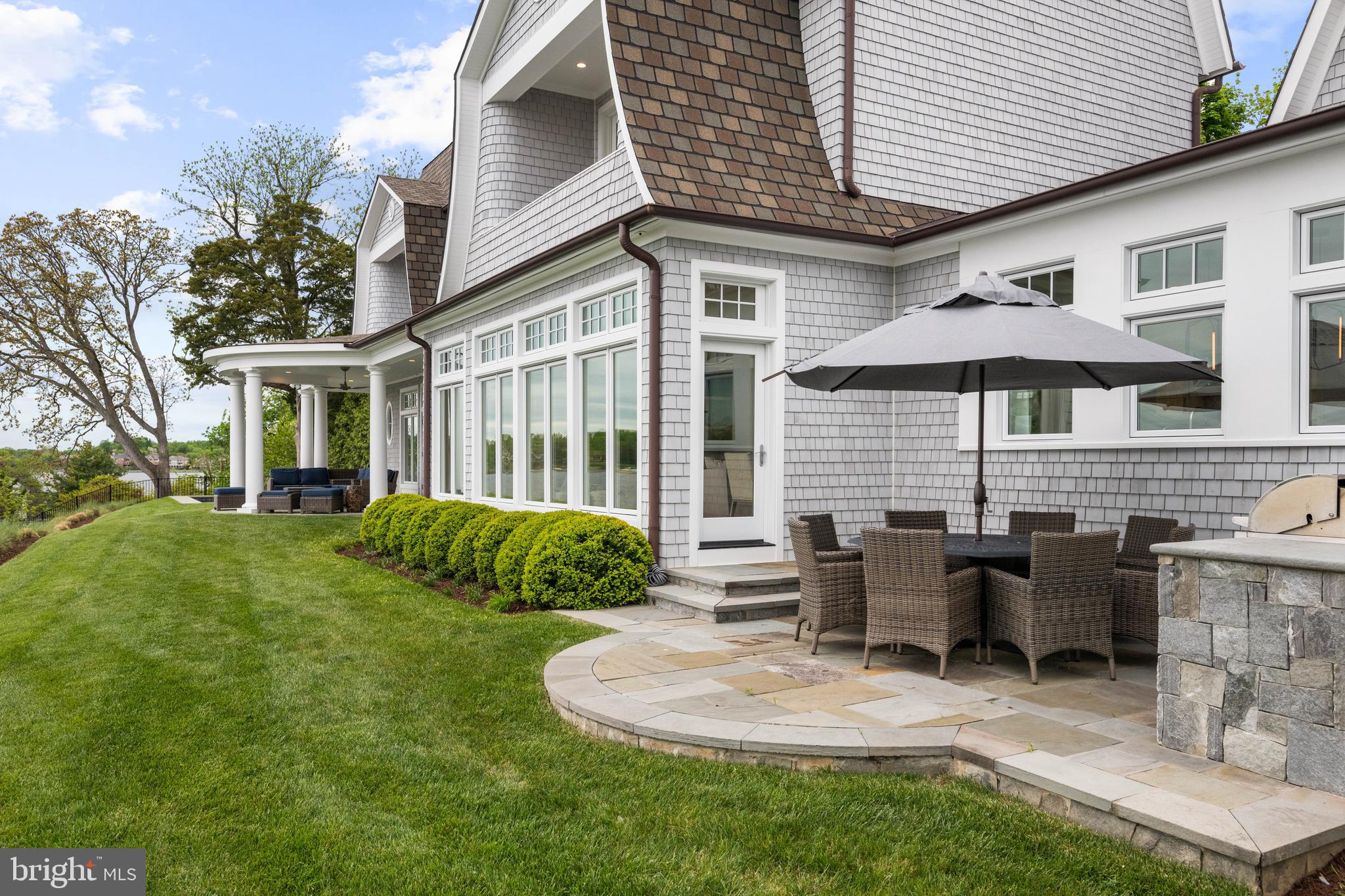 SOUTH RIVER WATERFRONT | 411 FERRY POINT ROAD