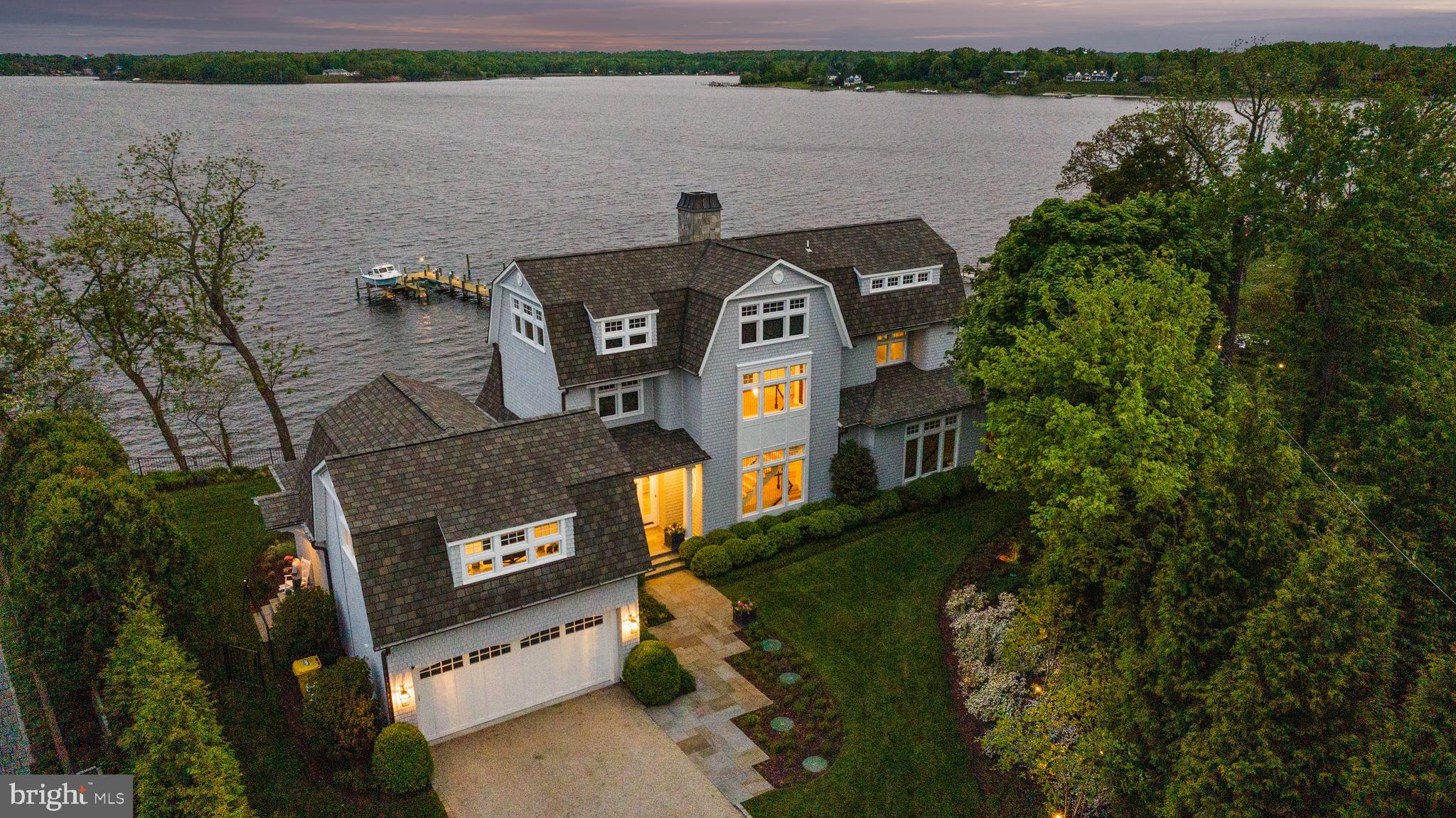SOUTH RIVER WATERFRONT | 411 FERRY POINT ROAD