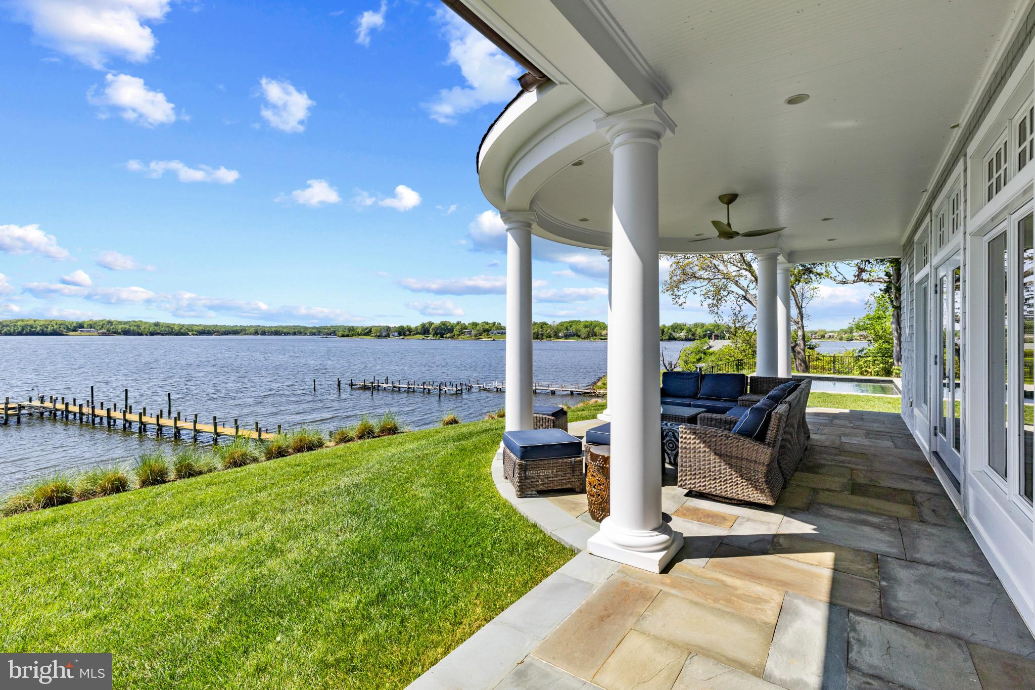 SOUTH RIVER WATERFRONT | 411 FERRY POINT ROAD