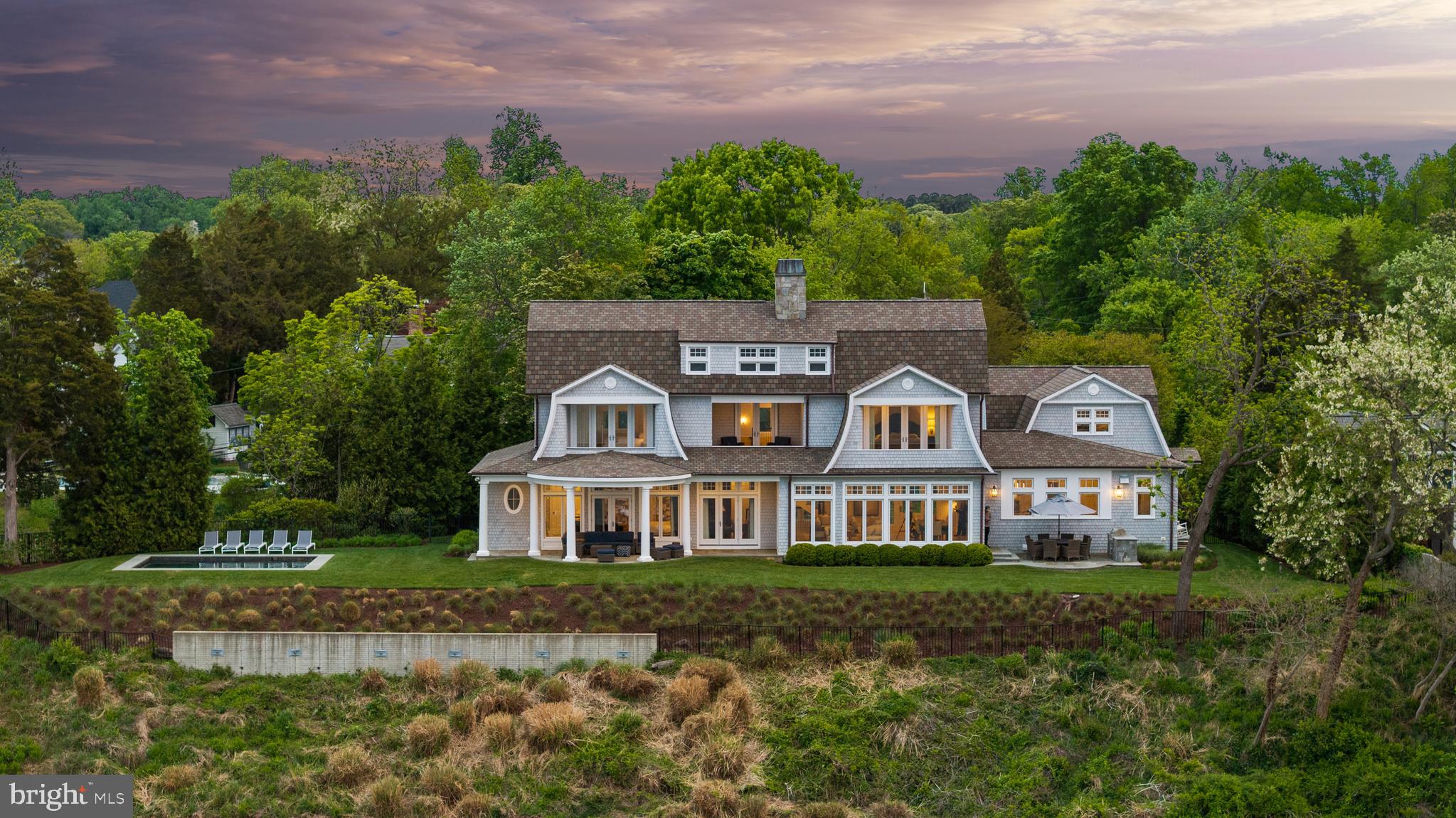 SOUTH RIVER WATERFRONT | 411 FERRY POINT ROAD