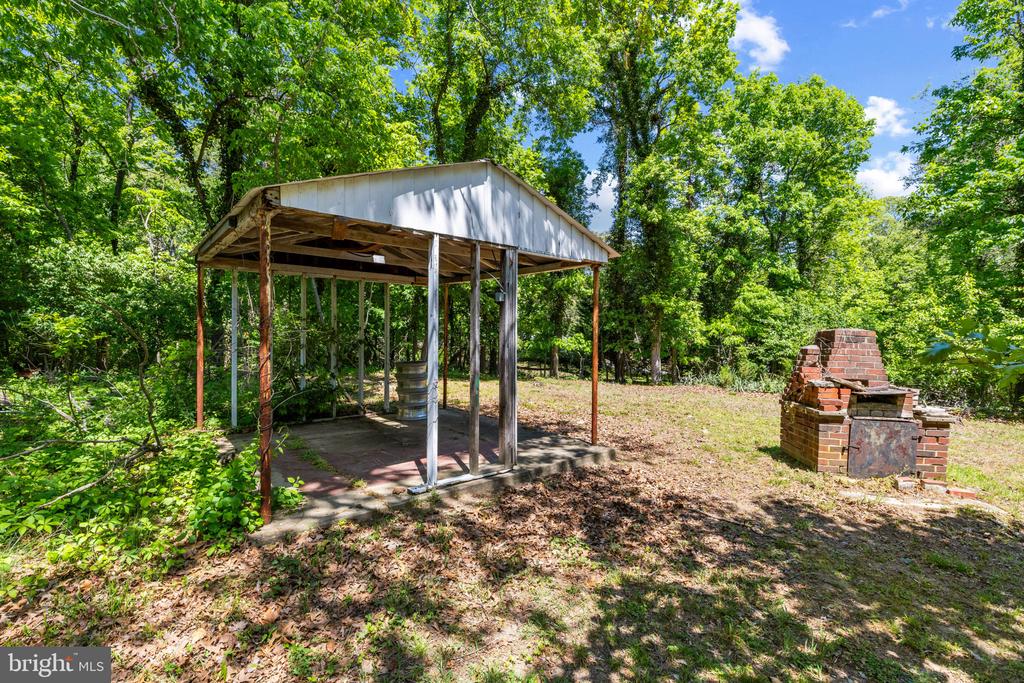 157 WOODSWAY