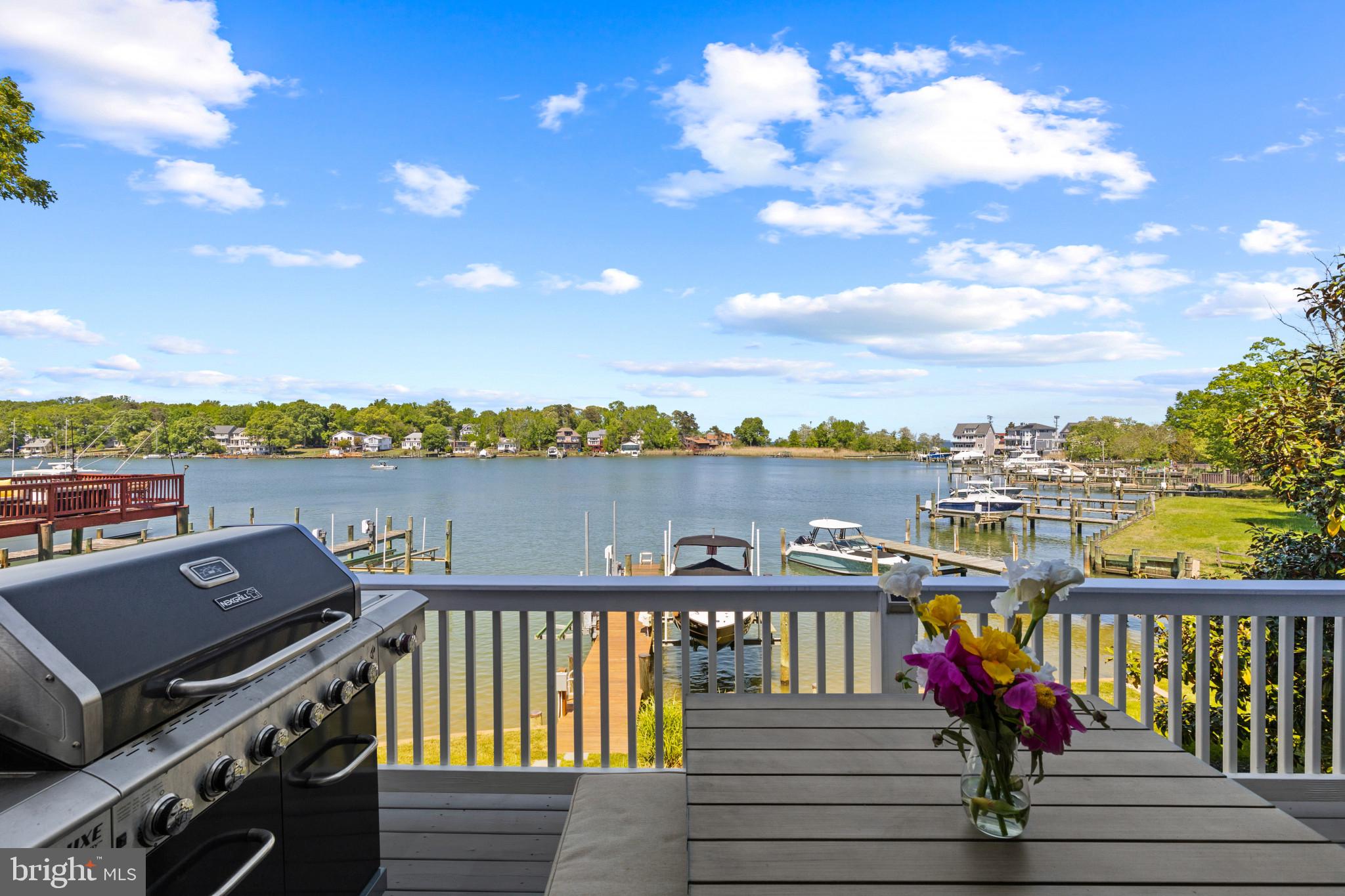 OYSTER CREEK WATERFRONT | 1326 WASHINGTON DRIVE