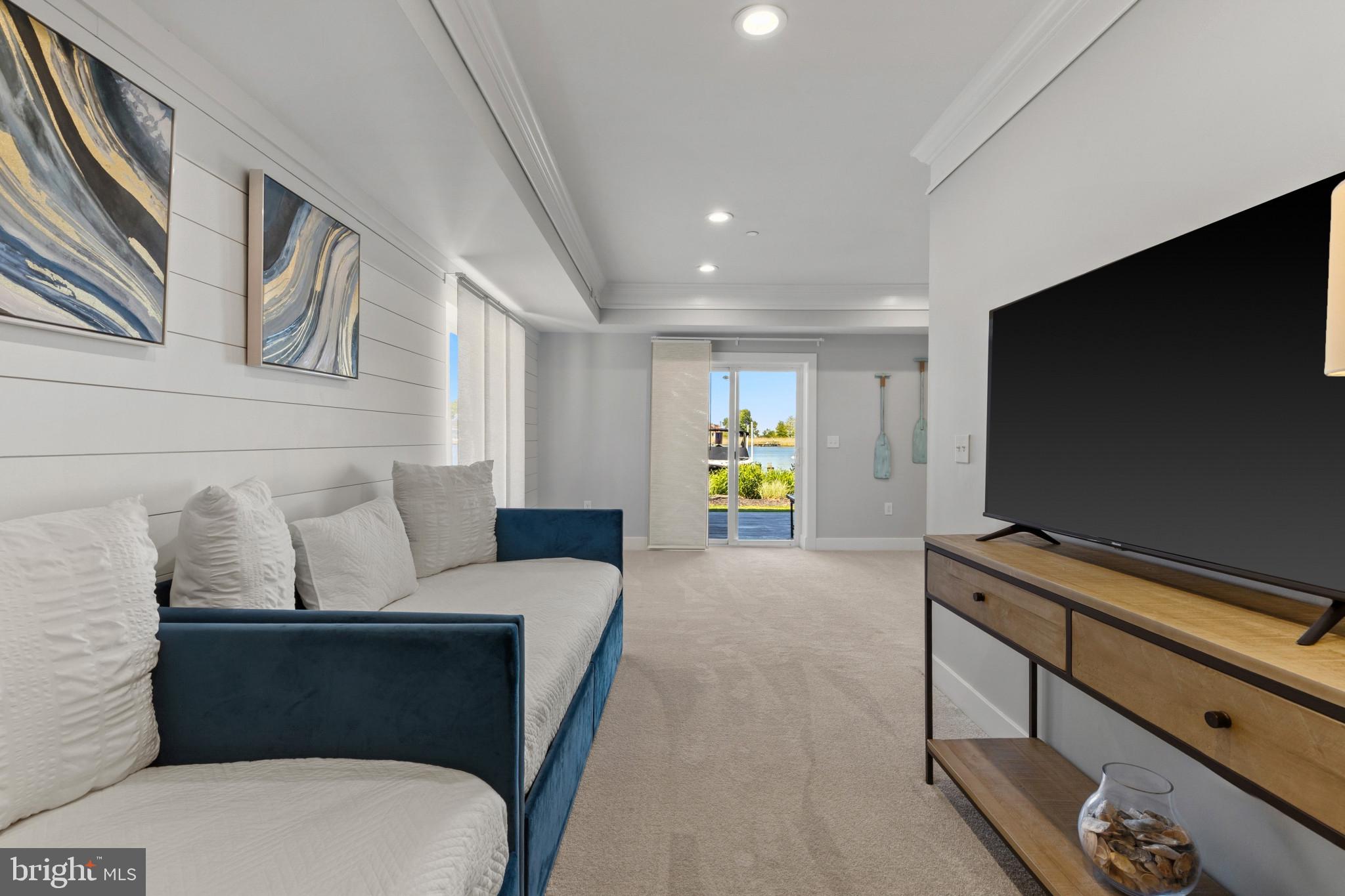 OYSTER CREEK WATERFRONT | 1326 WASHINGTON DRIVE
