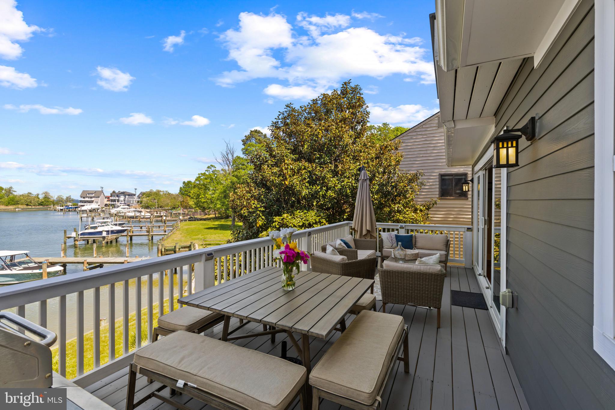OYSTER CREEK WATERFRONT | 1326 WASHINGTON DRIVE