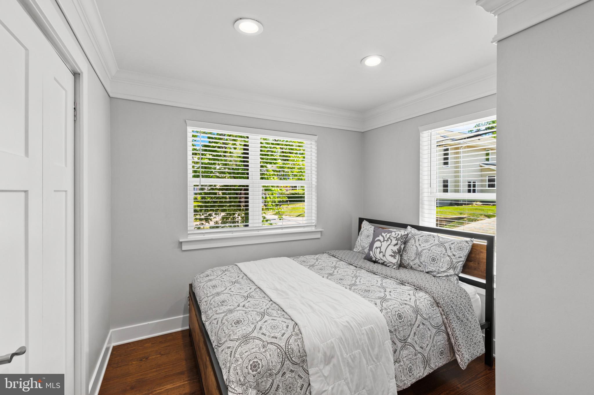 OYSTER CREEK WATERFRONT | 1326 WASHINGTON DRIVE