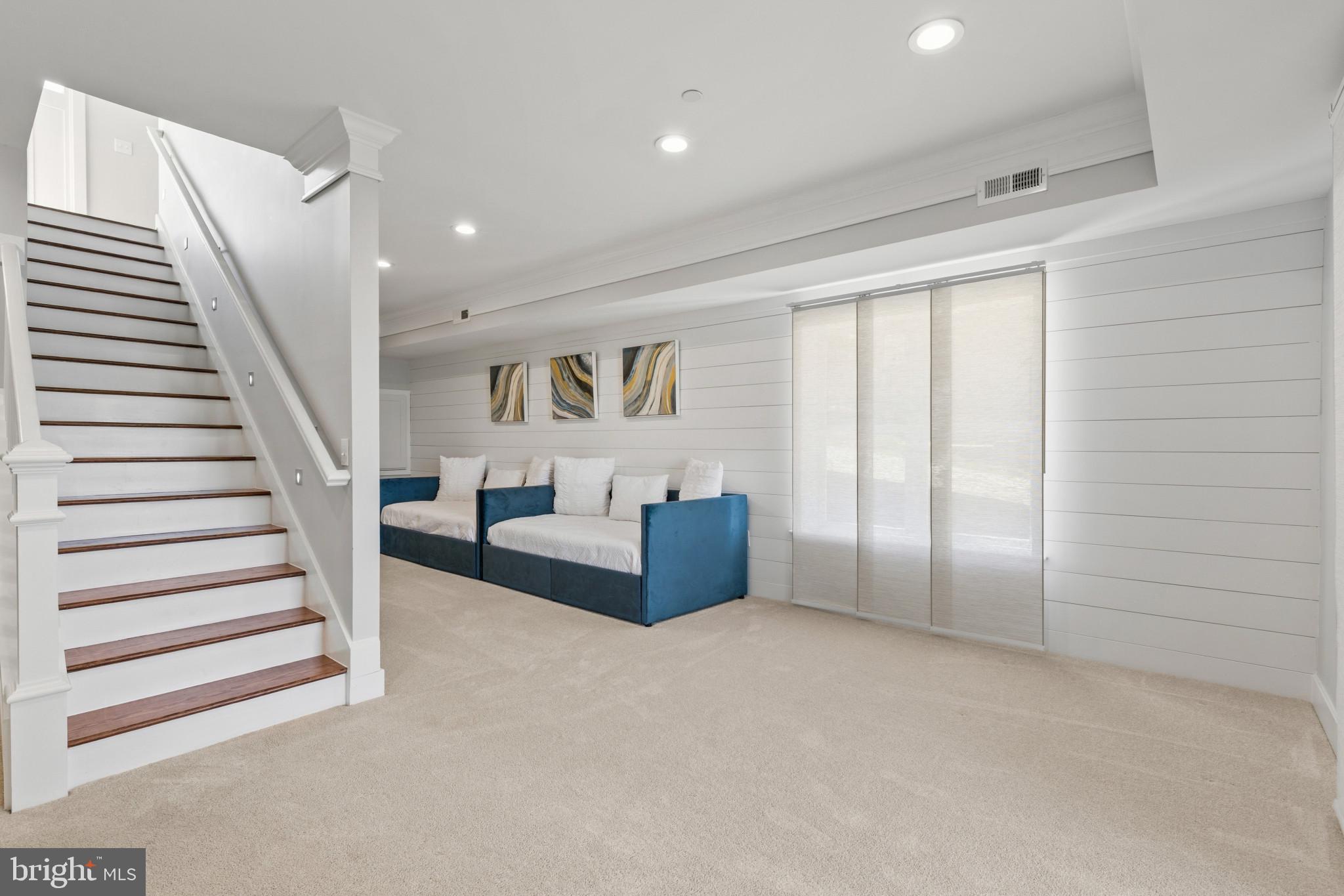 OYSTER CREEK WATERFRONT | 1326 WASHINGTON DRIVE