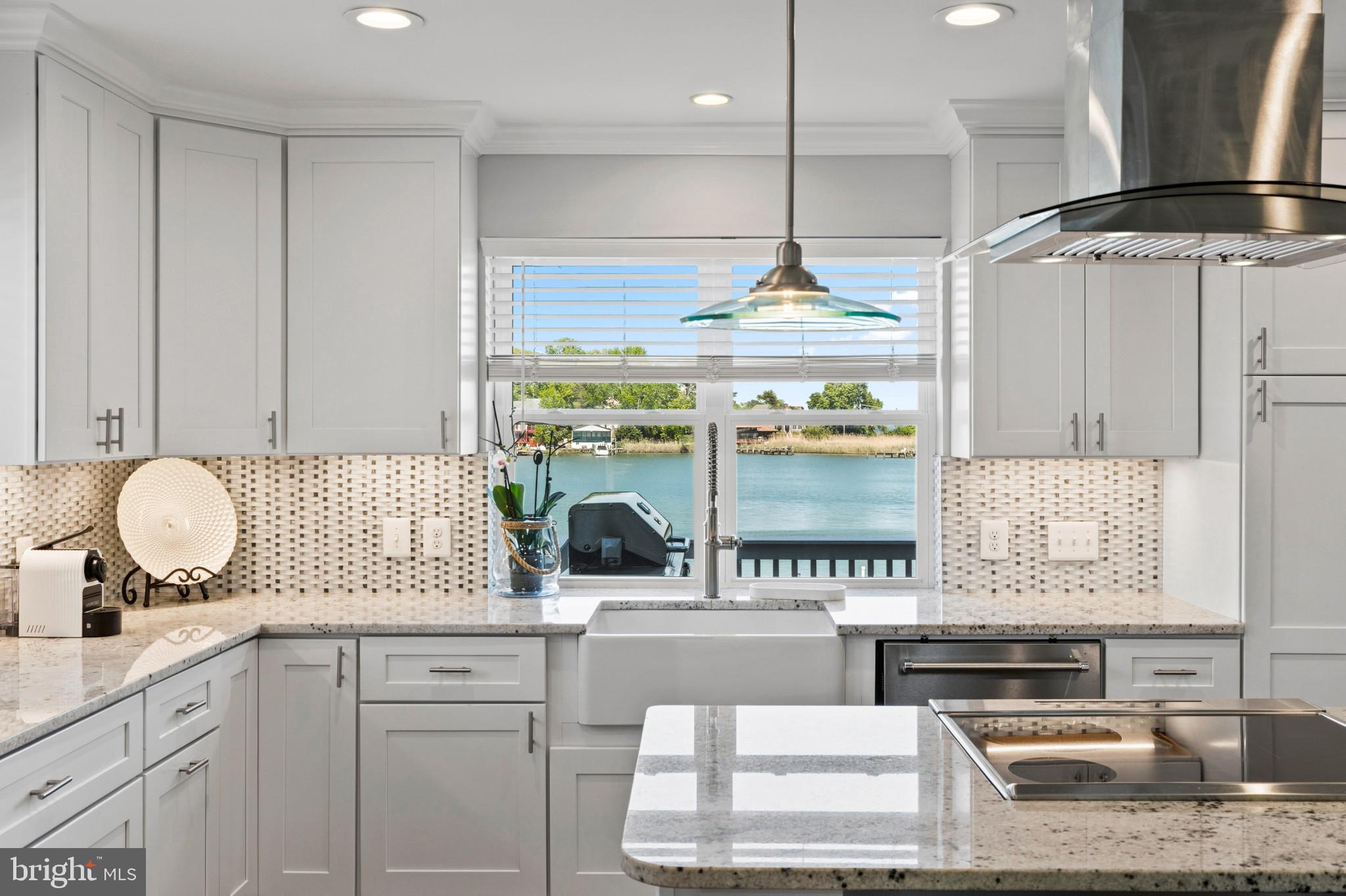 OYSTER CREEK WATERFRONT | 1326 WASHINGTON DRIVE