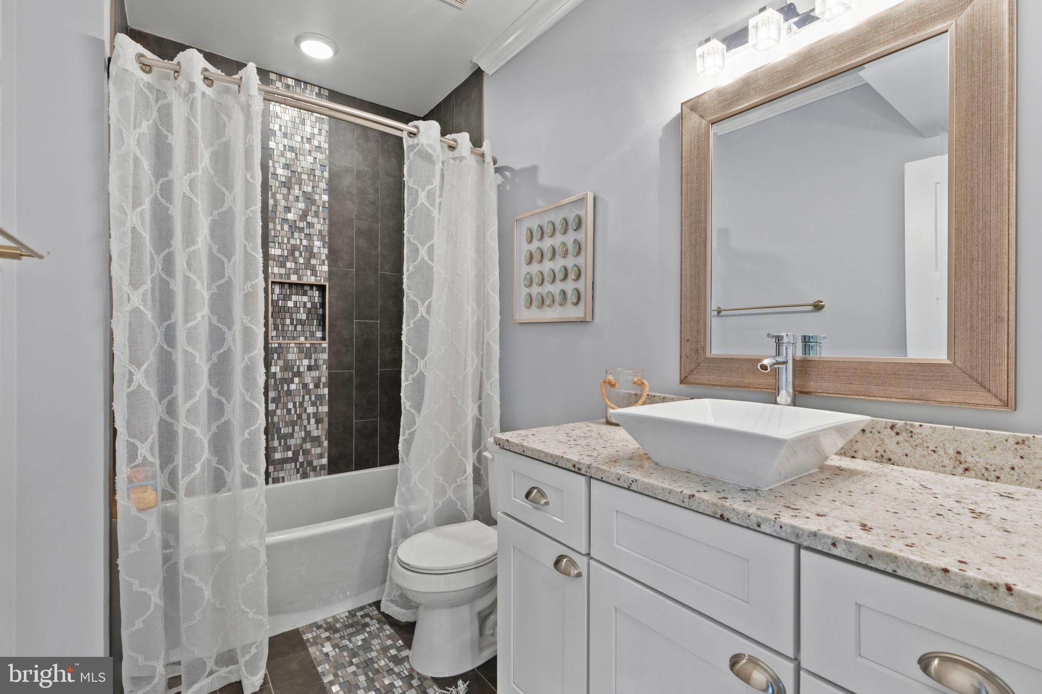 OYSTER CREEK WATERFRONT | 1326 WASHINGTON DRIVE