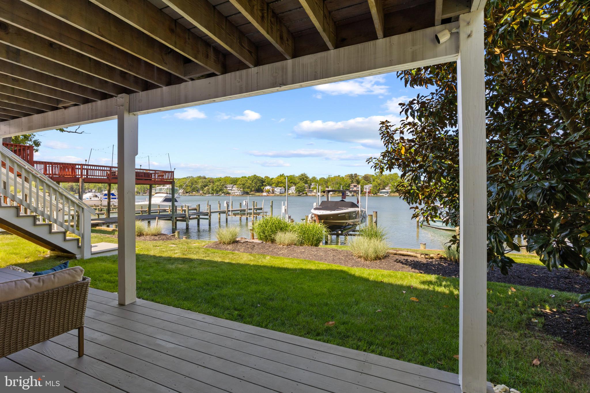 OYSTER CREEK WATERFRONT | 1326 WASHINGTON DRIVE