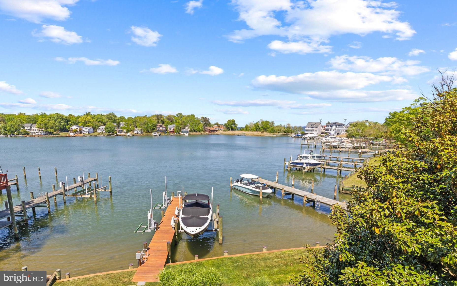 OYSTER CREEK WATERFRONT | 1326 WASHINGTON DRIVE
