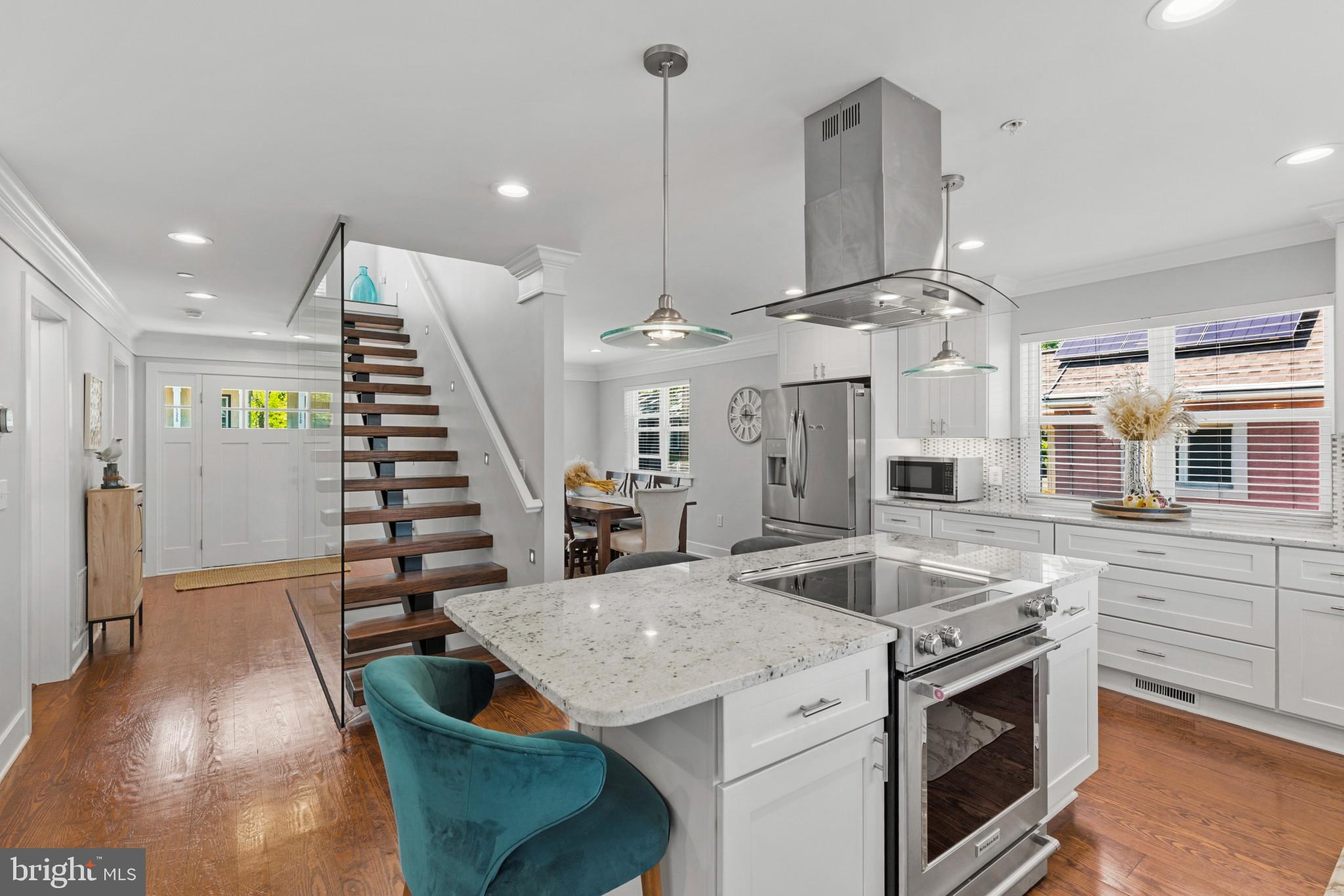 OYSTER CREEK WATERFRONT | 1326 WASHINGTON DRIVE