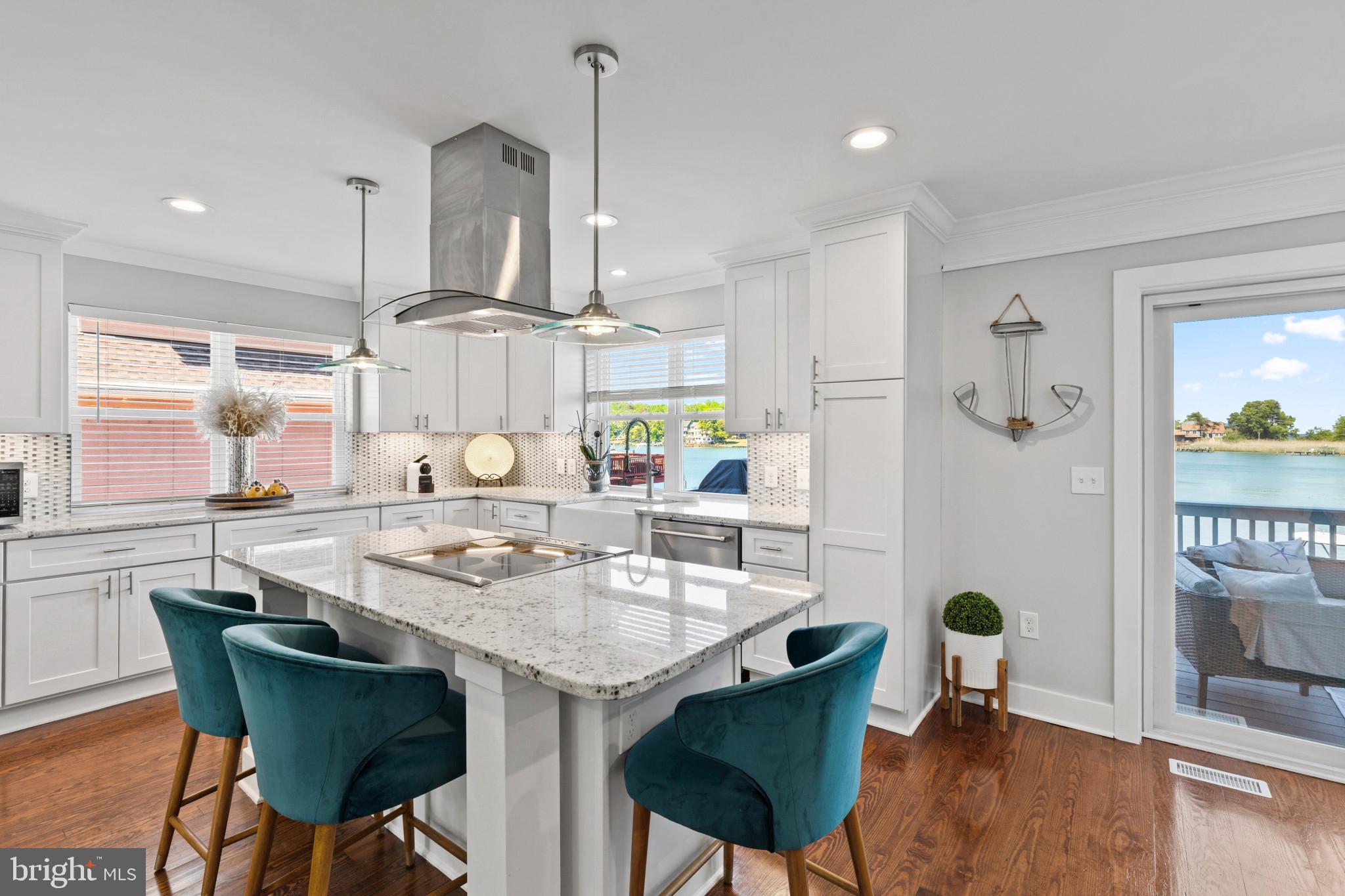 OYSTER CREEK WATERFRONT | 1326 WASHINGTON DRIVE