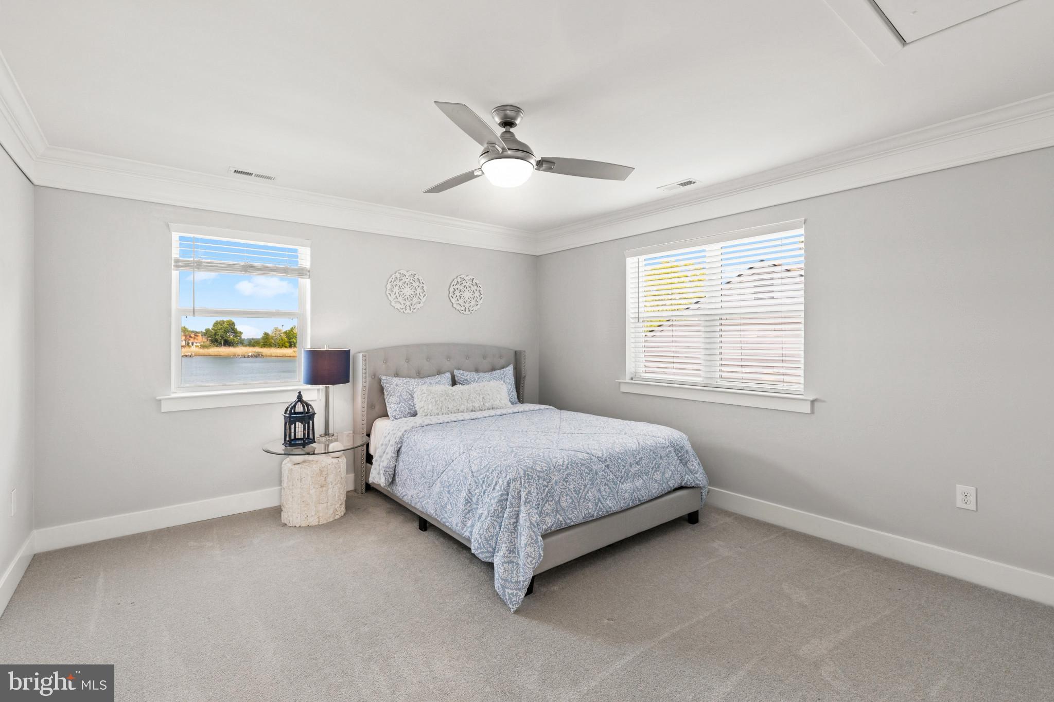 OYSTER CREEK WATERFRONT | 1326 WASHINGTON DRIVE