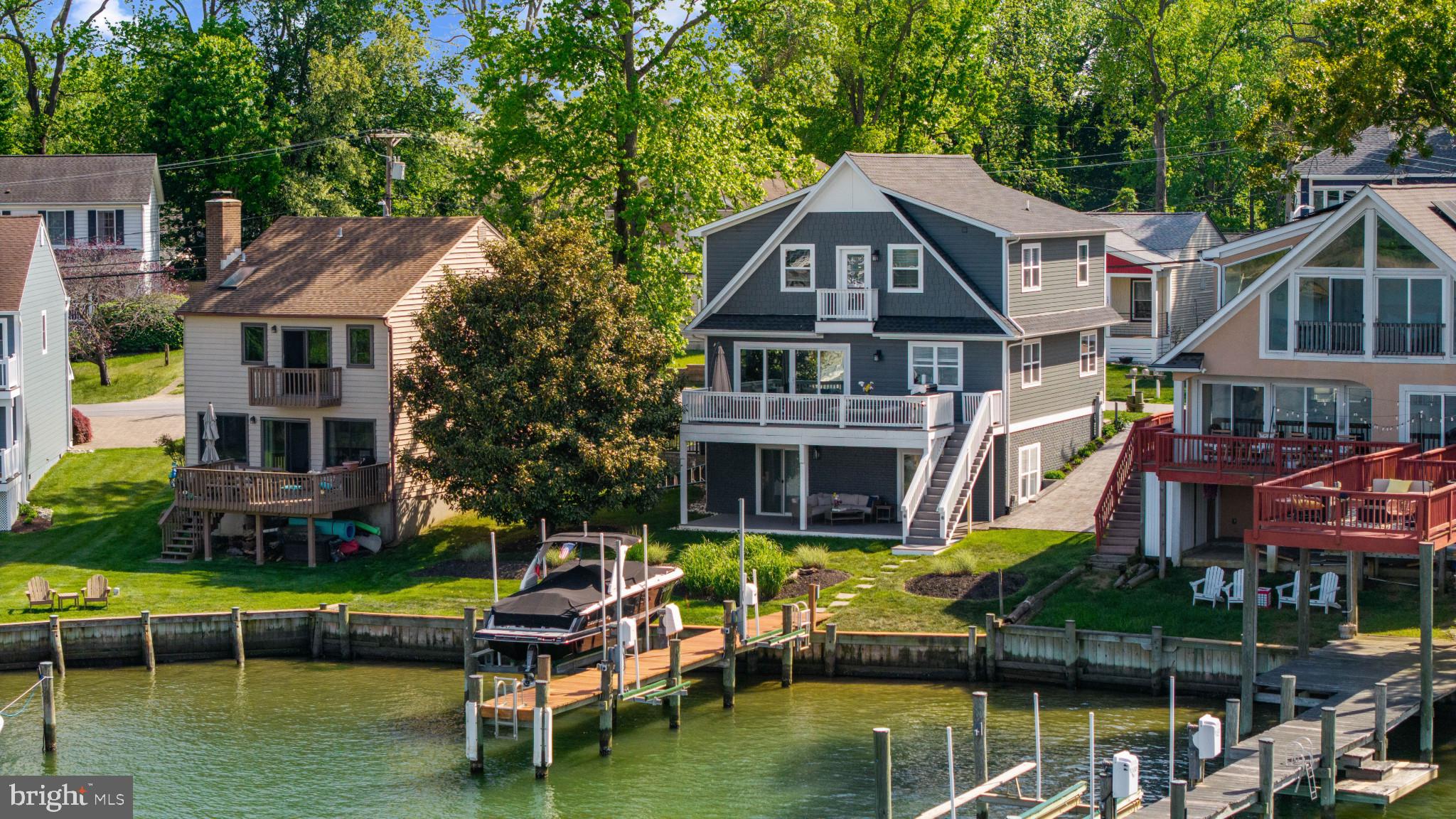 OYSTER CREEK WATERFRONT | 1326 WASHINGTON DRIVE