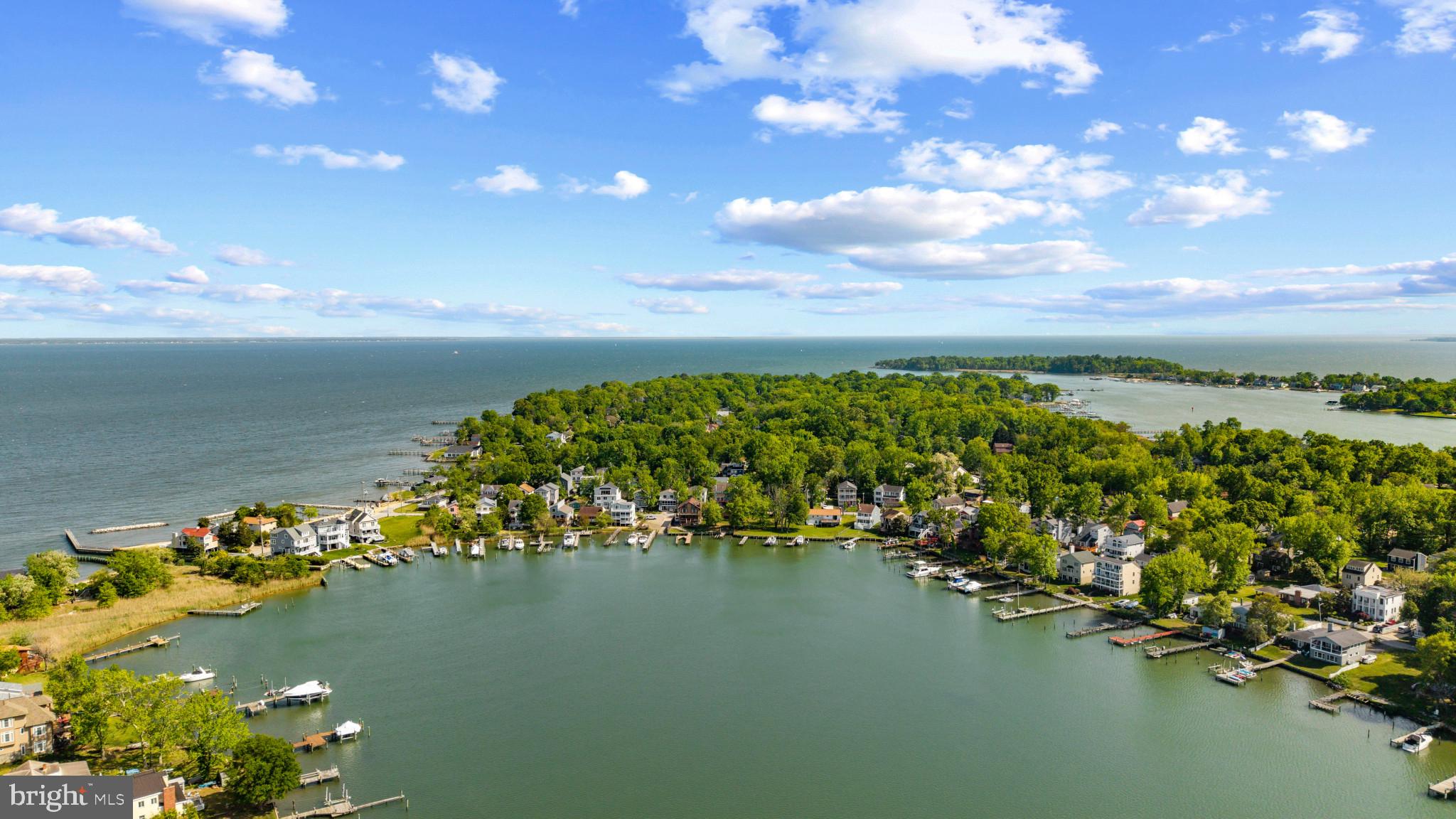 OYSTER CREEK WATERFRONT | 1326 WASHINGTON DRIVE