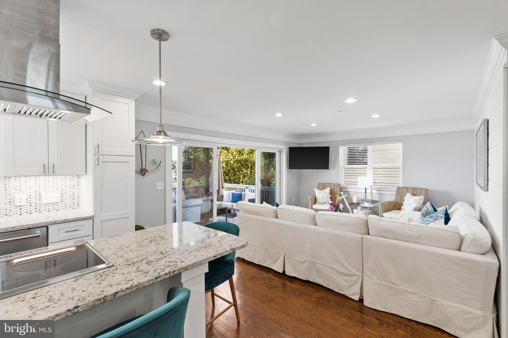 OYSTER CREEK WATERFRONT | 1326 WASHINGTON DRIVE