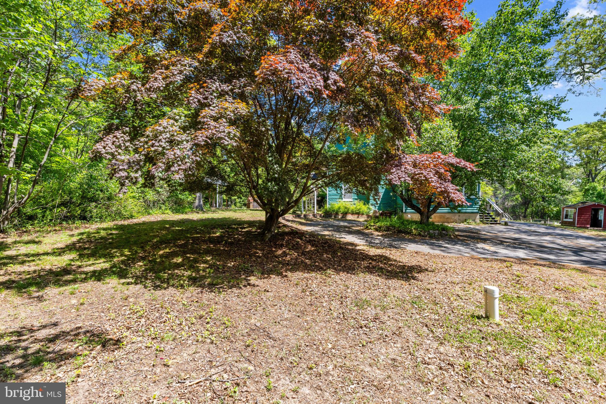 LAND IN PASADENA | 157 WOODSWAY