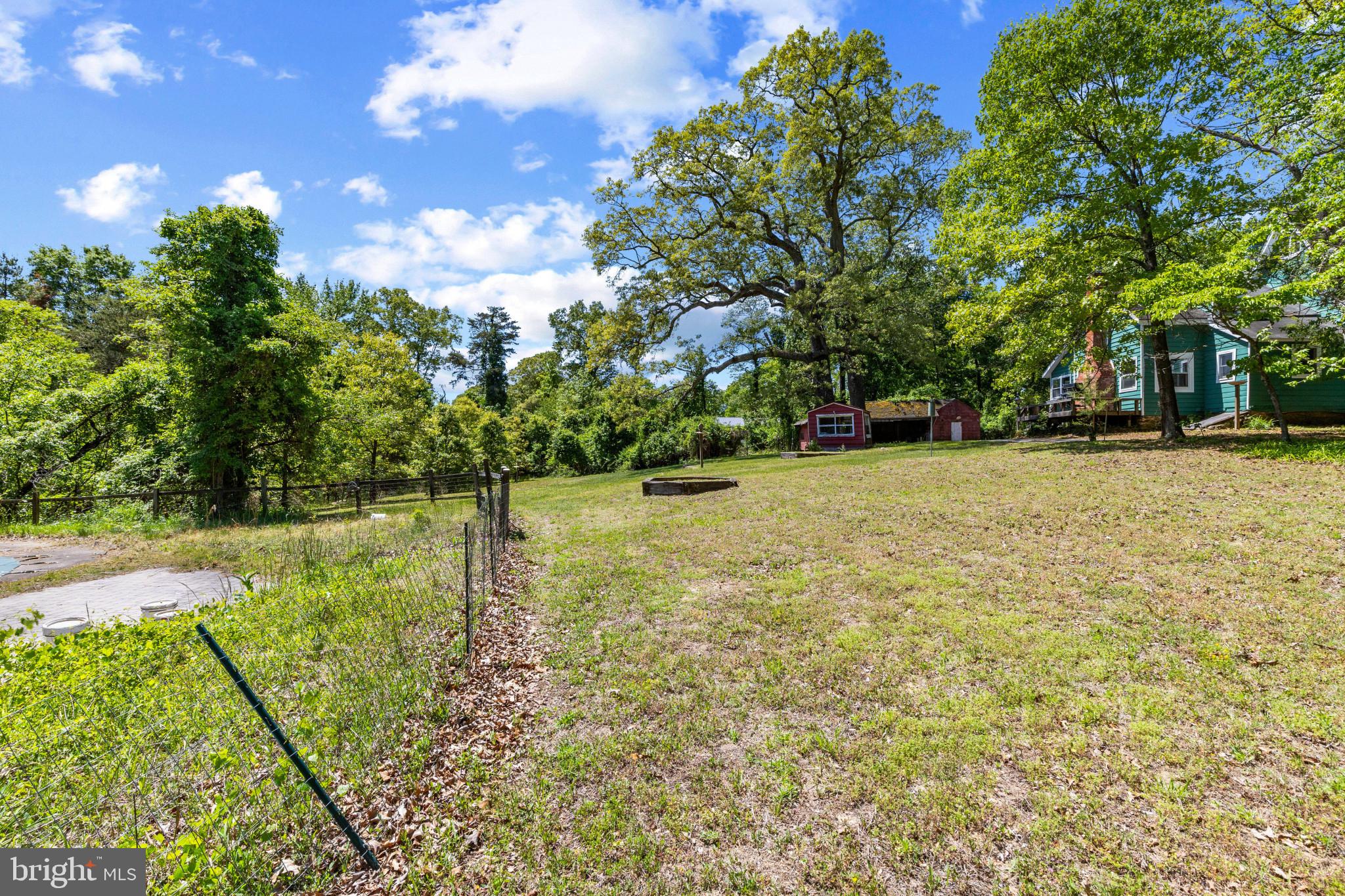 LAND IN PASADENA | 157 WOODSWAY