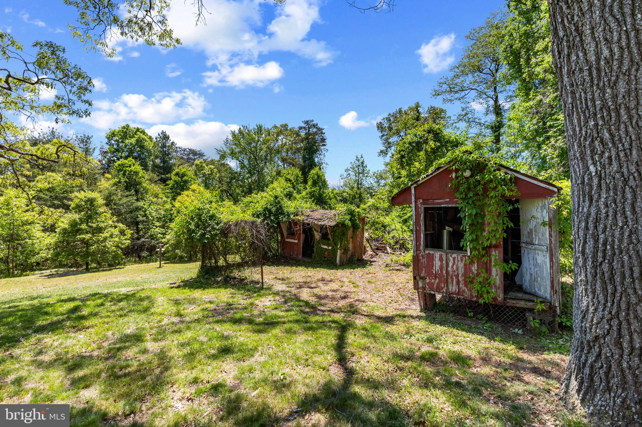 LAND IN PASADENA | 157 WOODSWAY