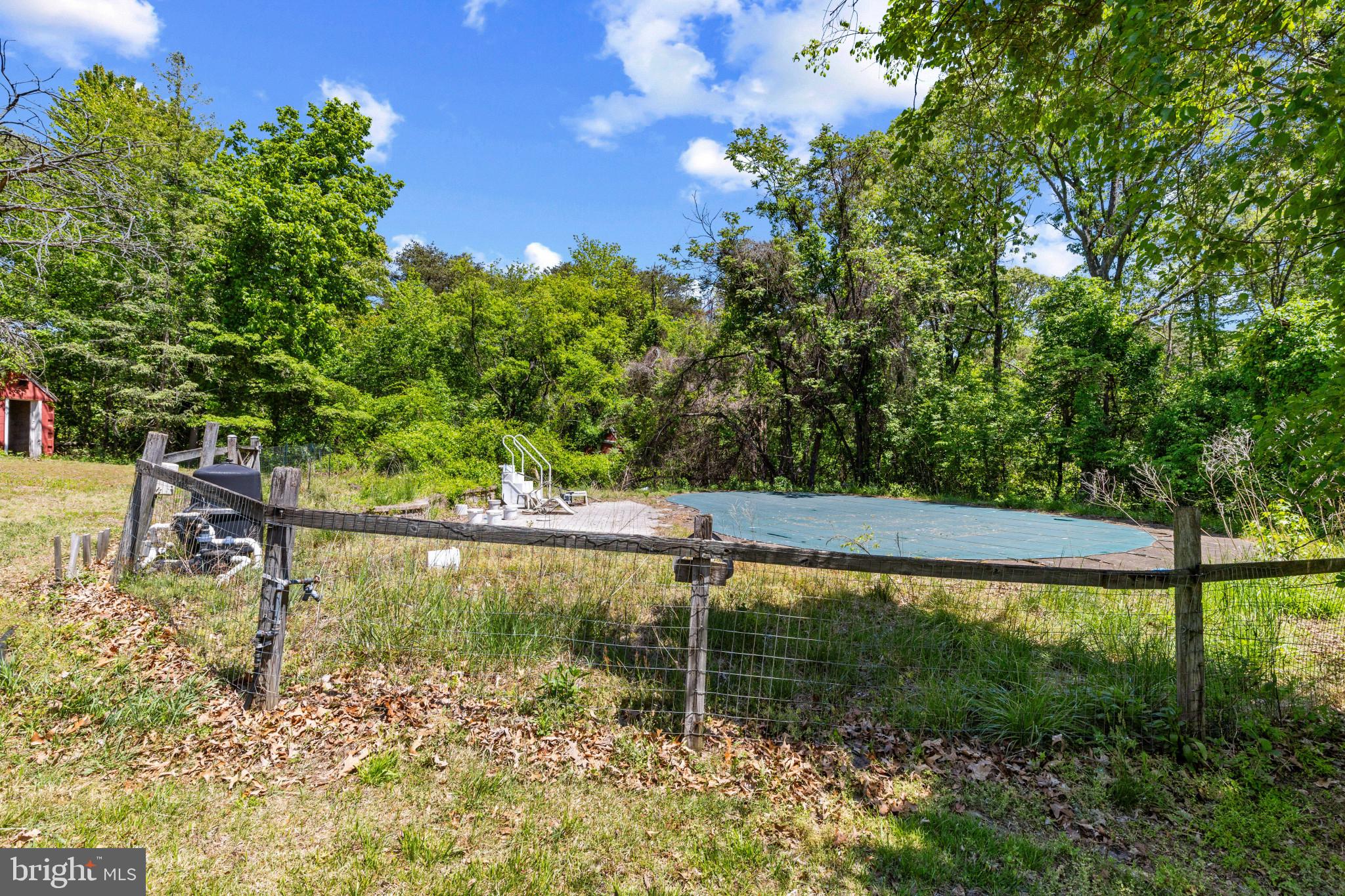 LAND IN PASADENA | 157 WOODSWAY