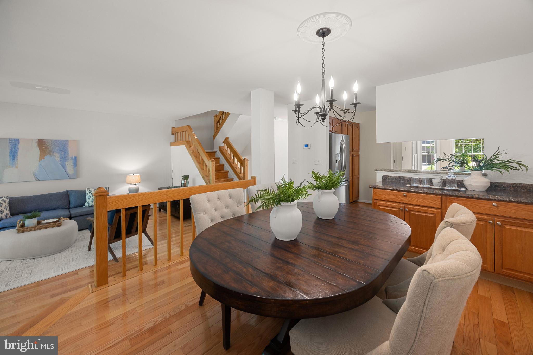 ANNAPOLIS TOWNHOME | 130 SUMMER VILLAGE DRIVE