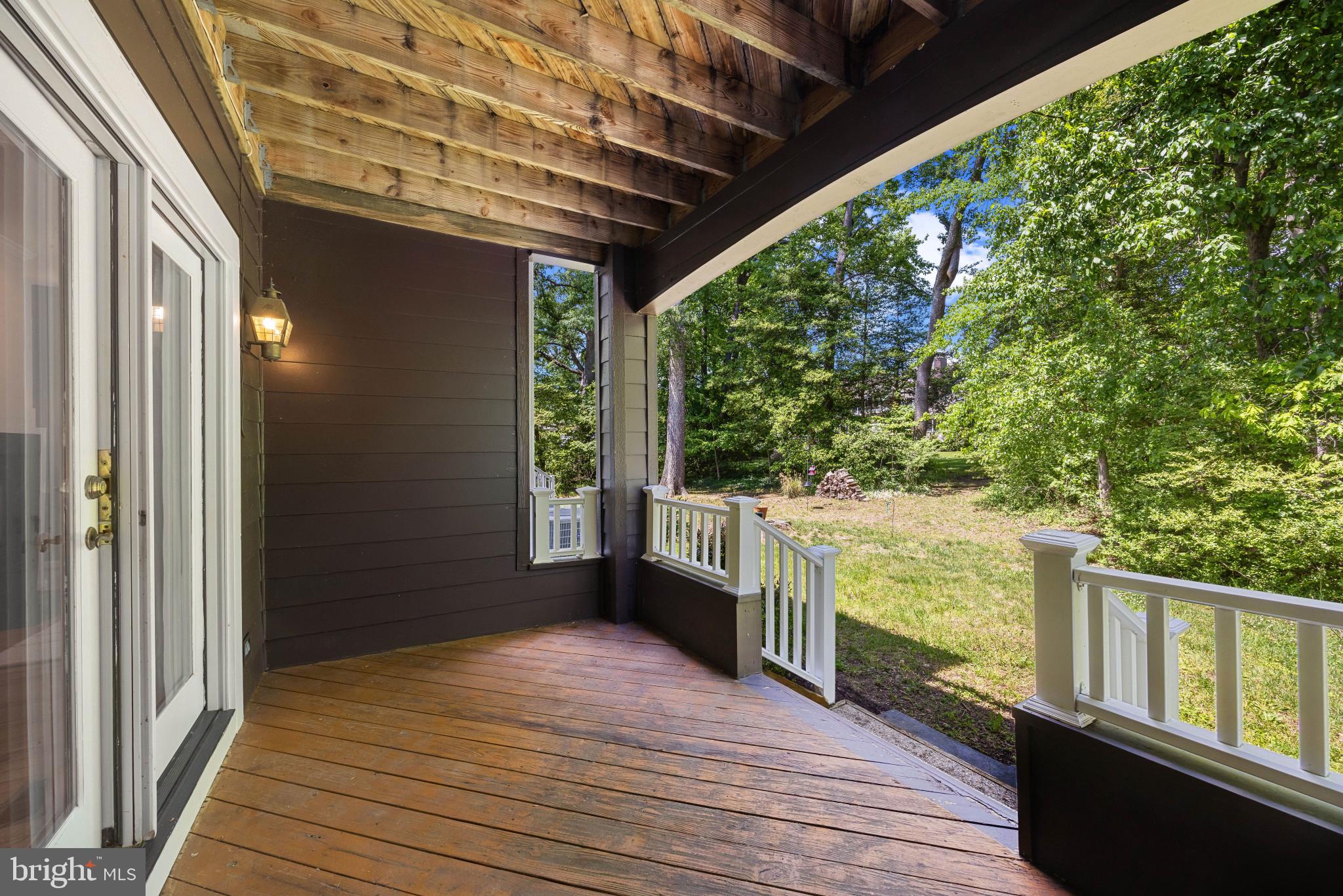ANNAPOLIS TOWNHOME | 130 SUMMER VILLAGE DRIVE