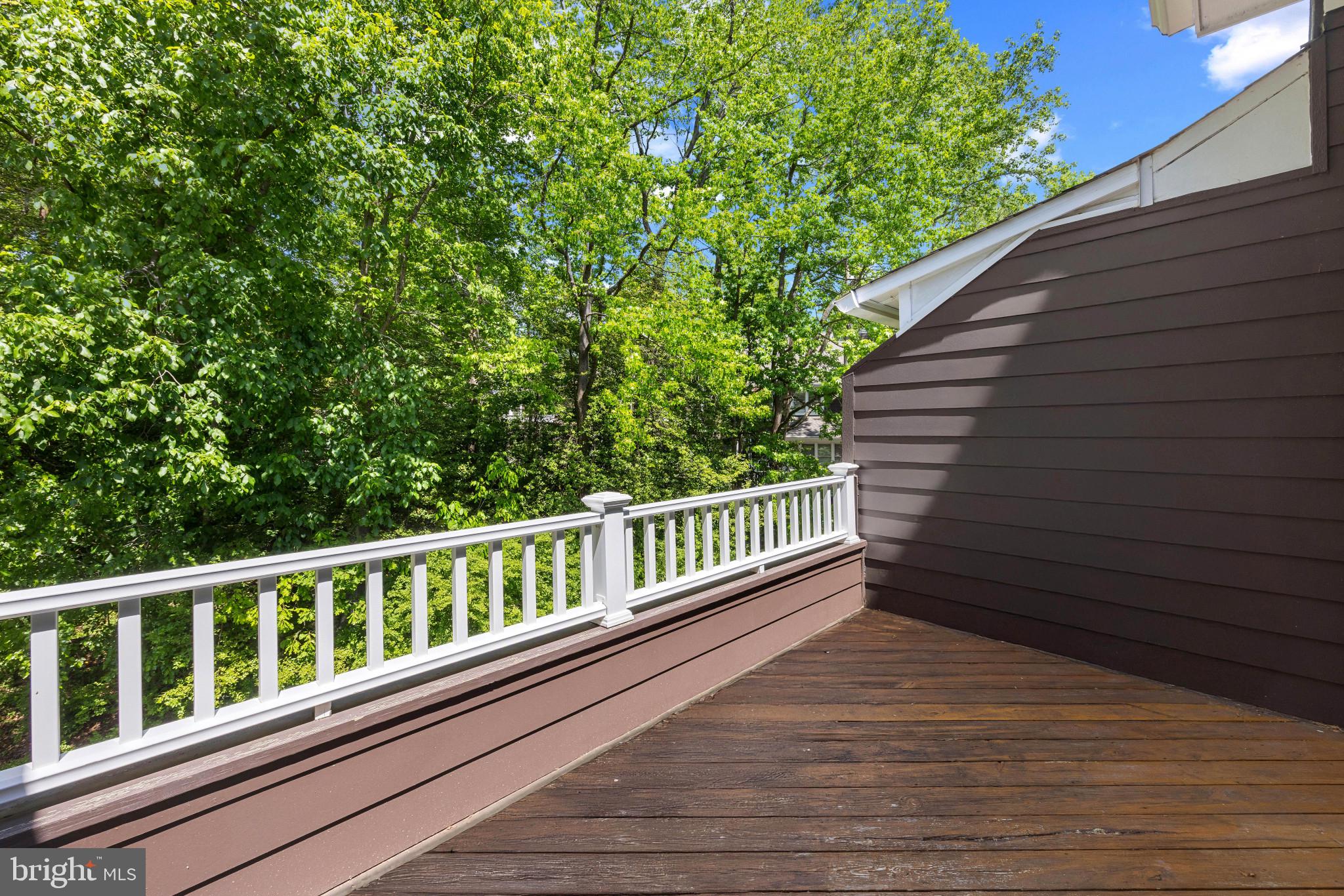 ANNAPOLIS TOWNHOME | 130 SUMMER VILLAGE DRIVE